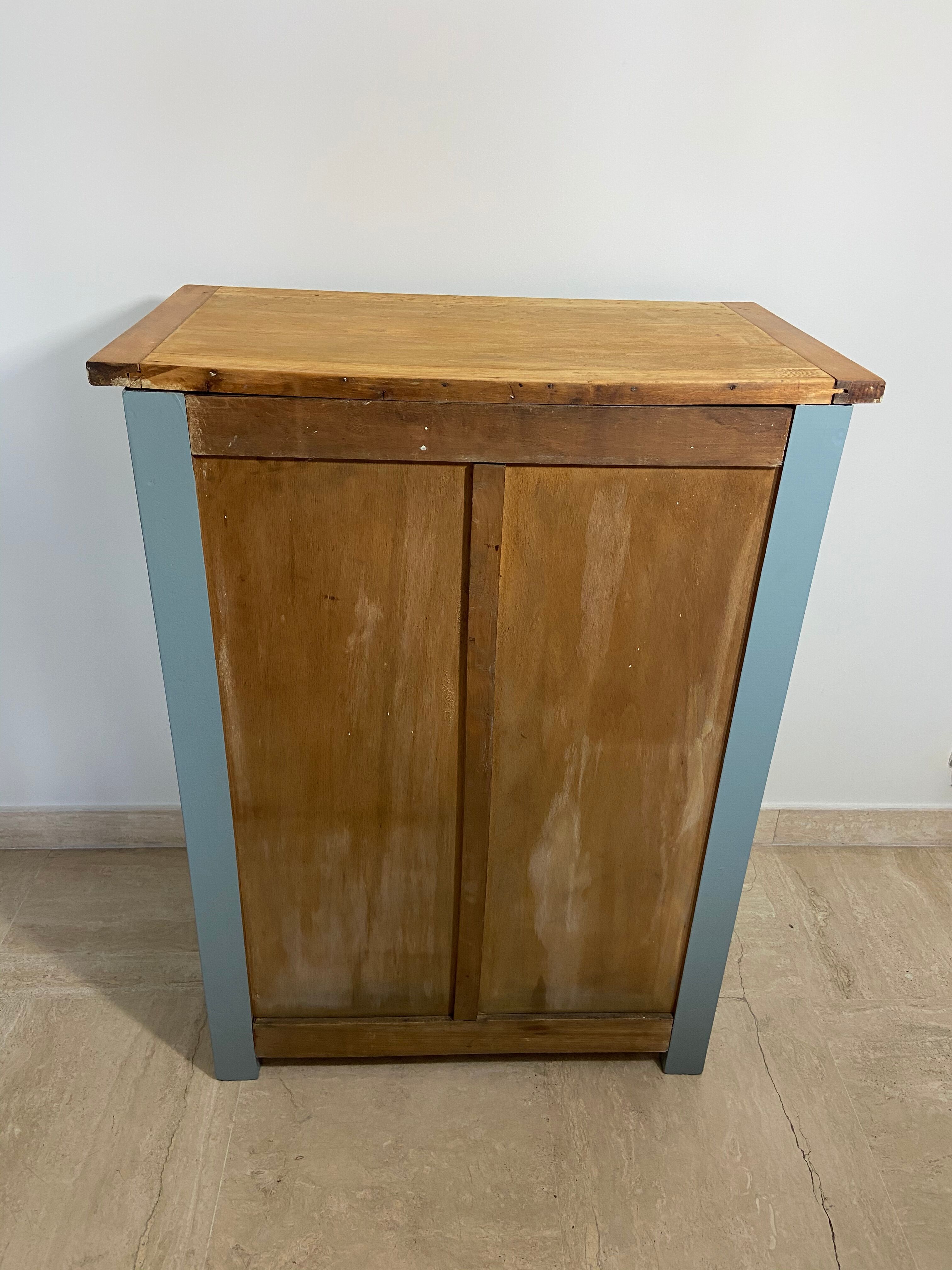 Small Parisian buffet without door 1950