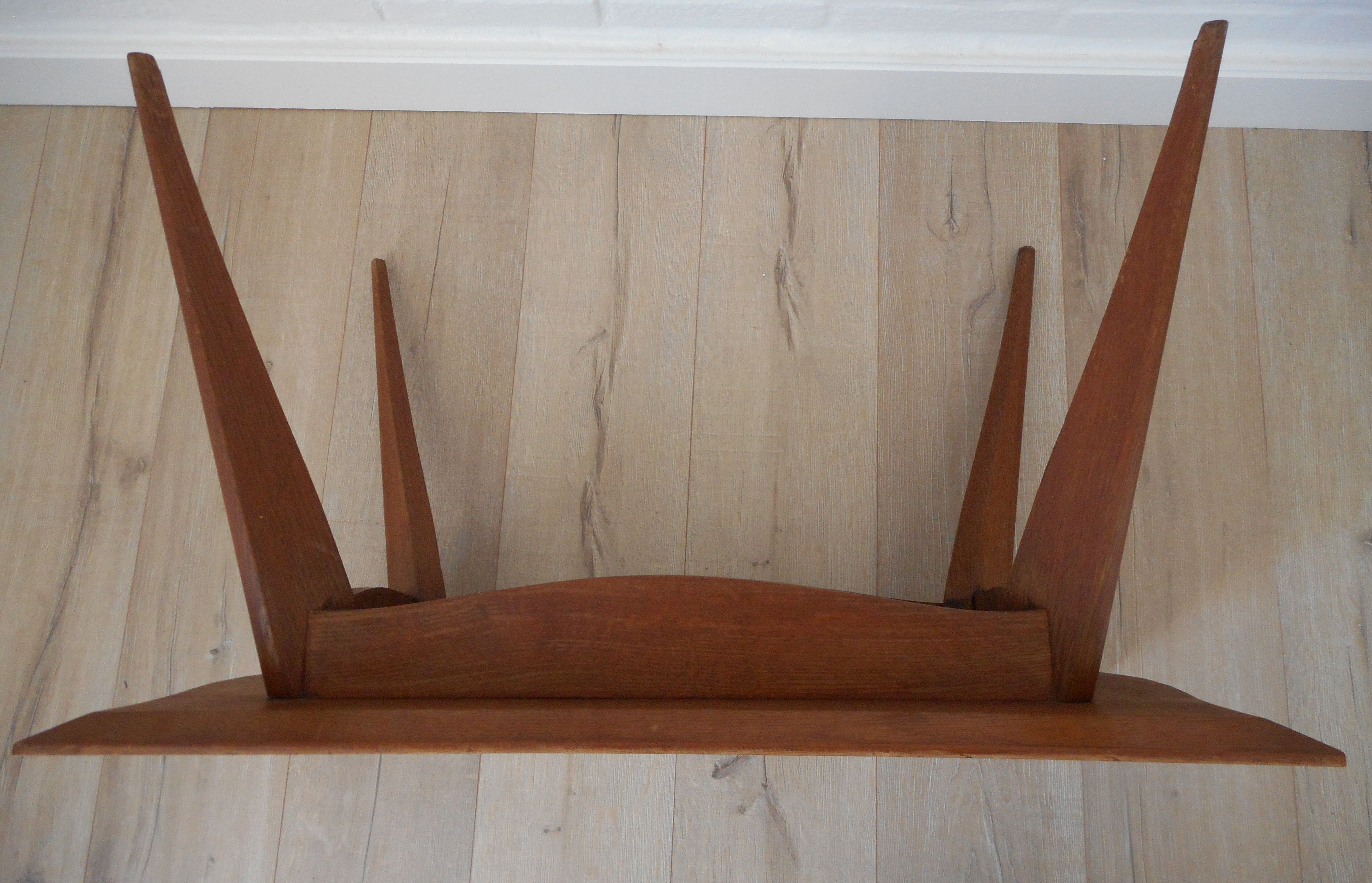 Coffee table with compass feet