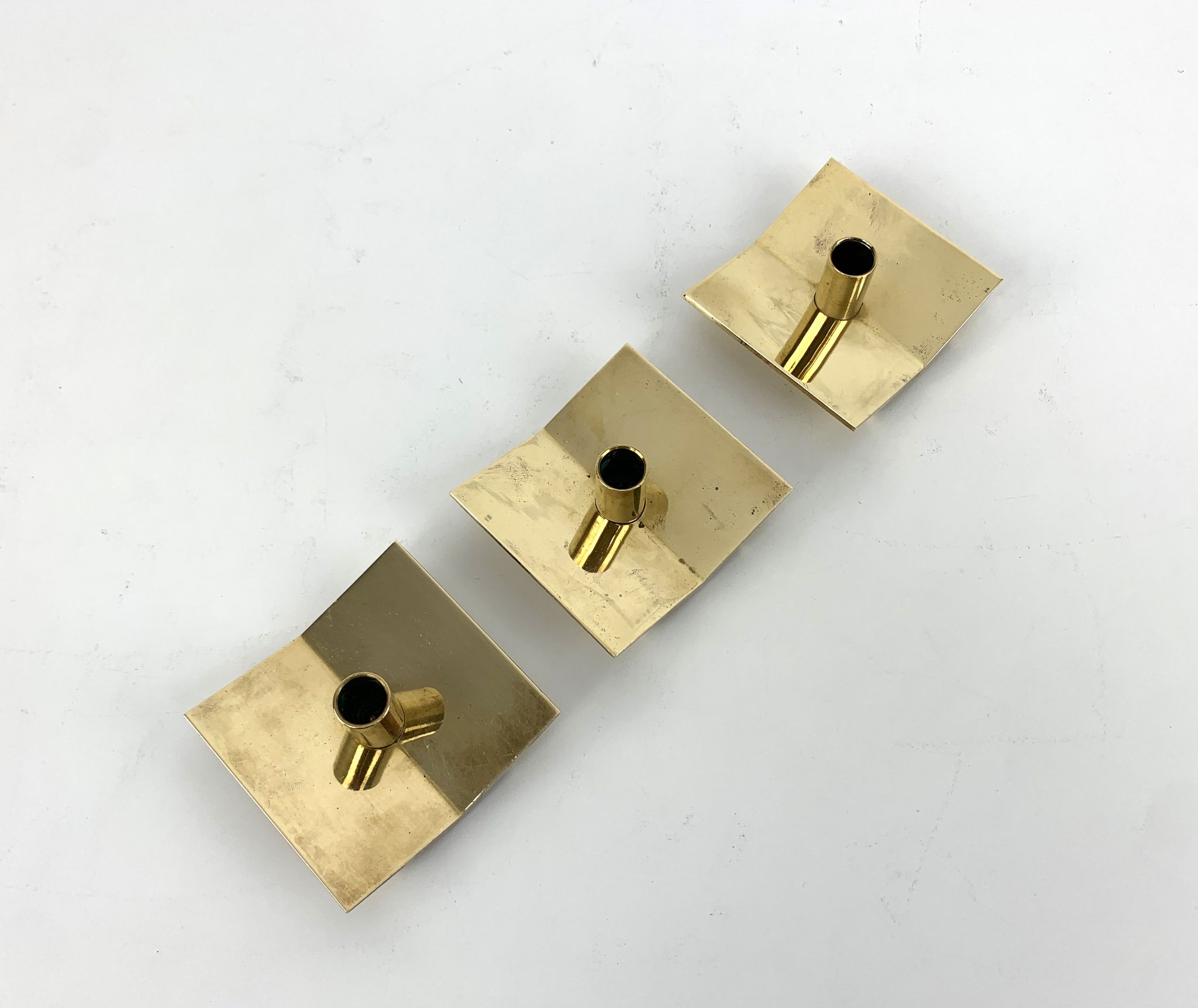 Scandinavian candle holder Model No. 70 in brass, Pierre Forsell for Skultuna, 1960