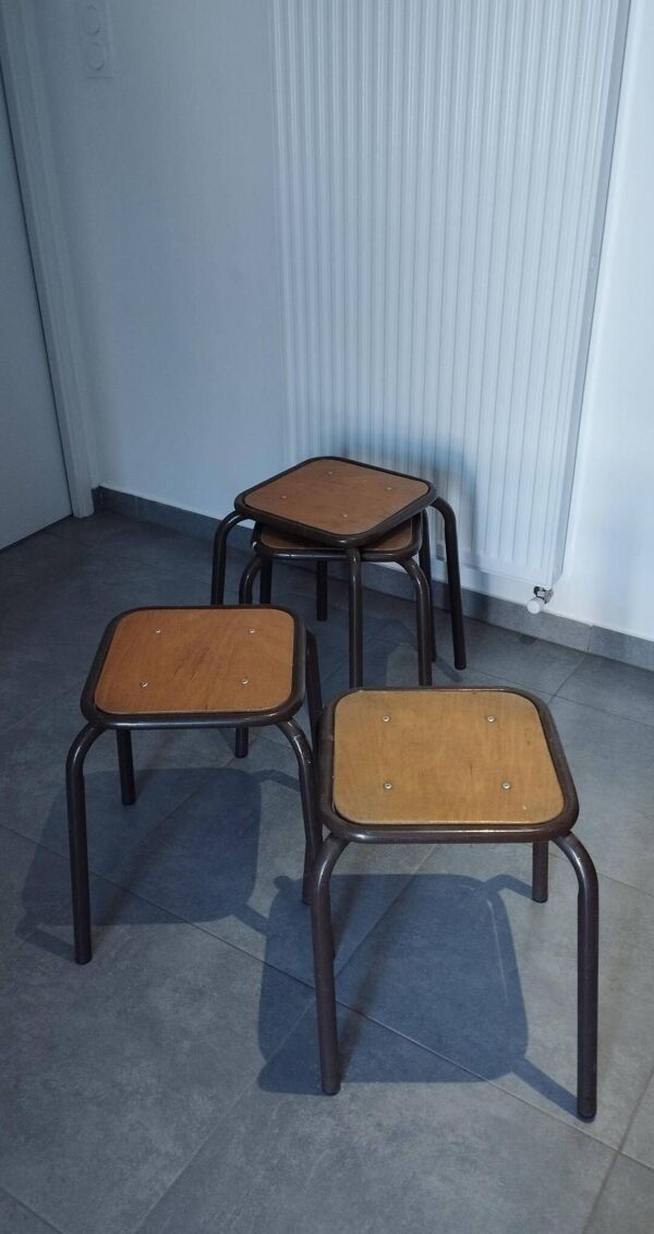 4 tabourets Mullca indus, atelier, école époque vintage