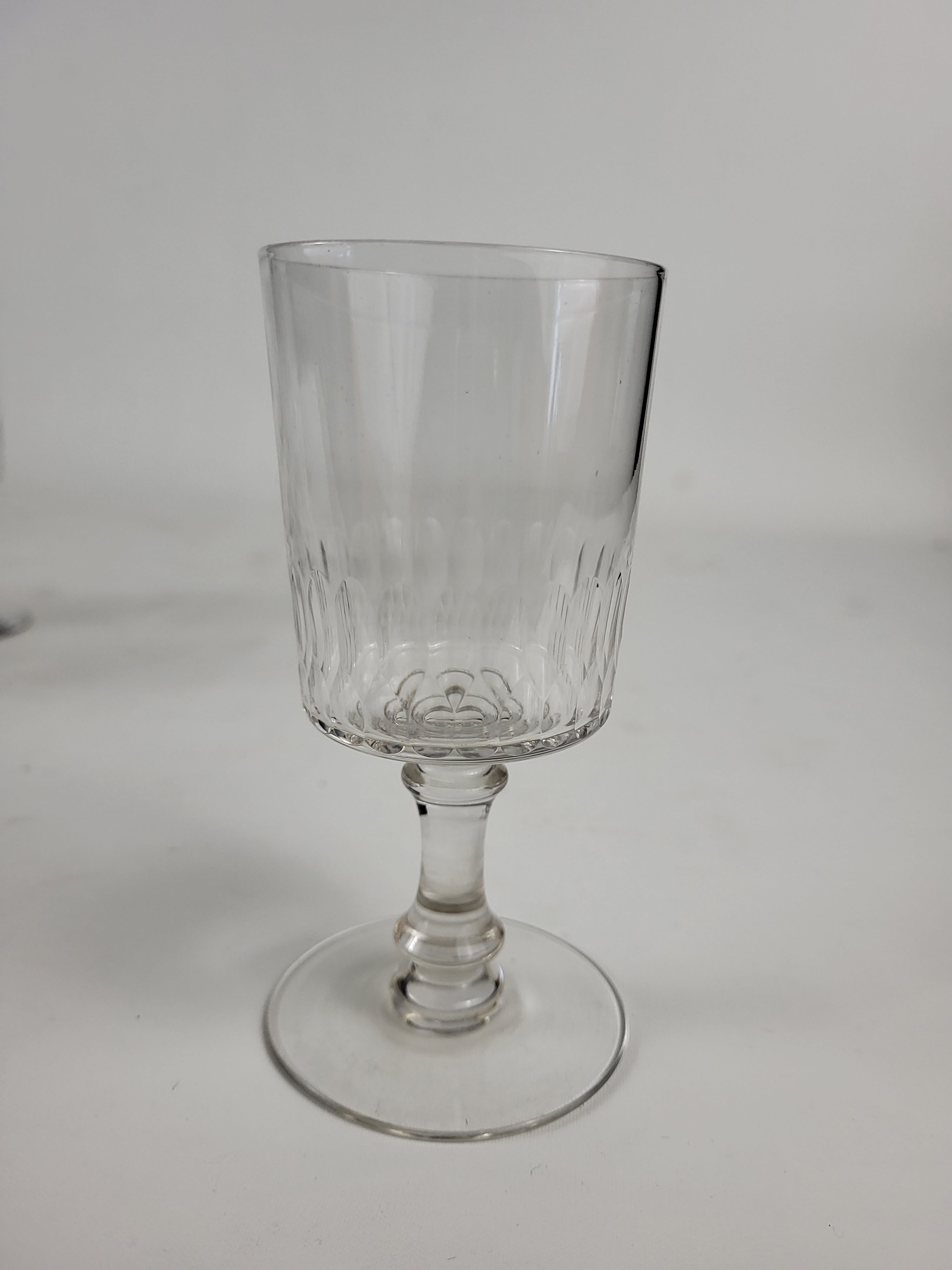 Set of 8 crystal wine glasses XIXth