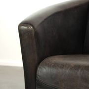 Ensemble vintage de 2 fauteuils en cuir de vachette au design Aviateur.