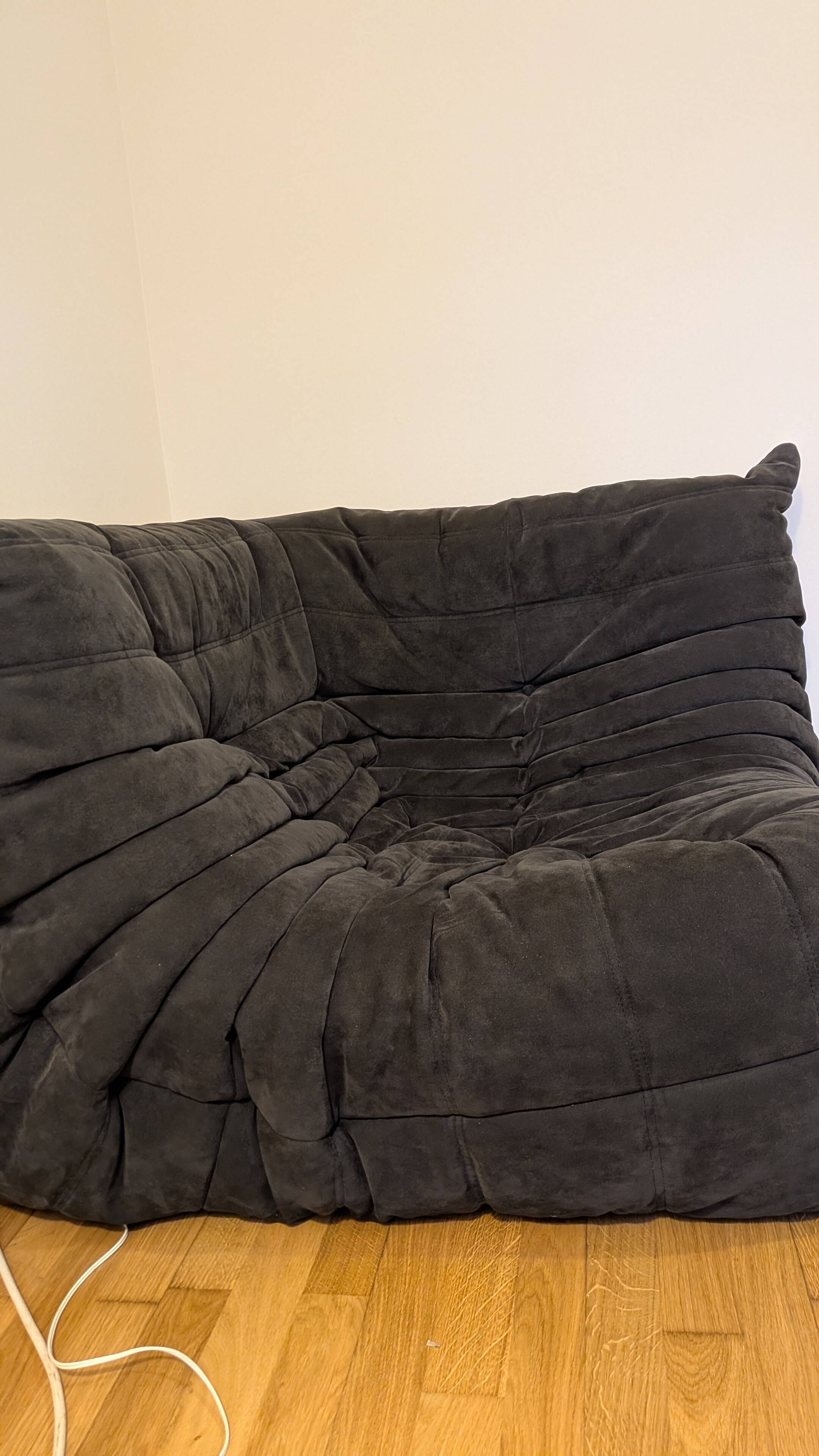 Canapé Togo angle Ligne Roset – Alcantara anthracite