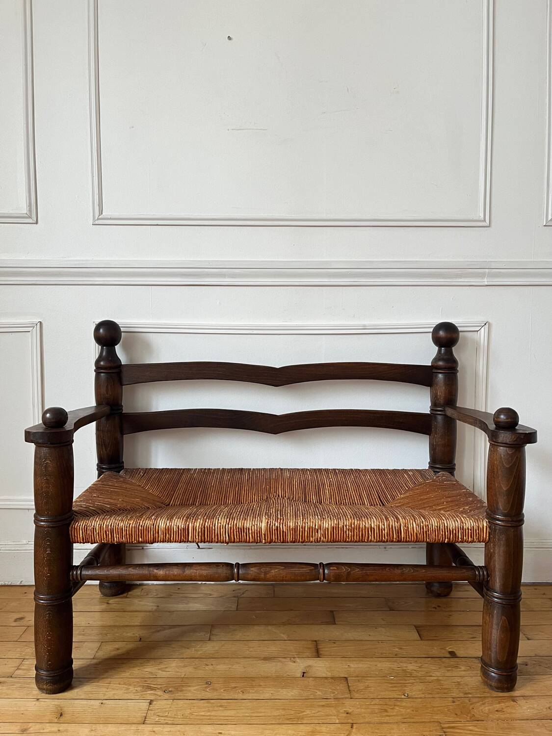 Banc en bois et paille ancien