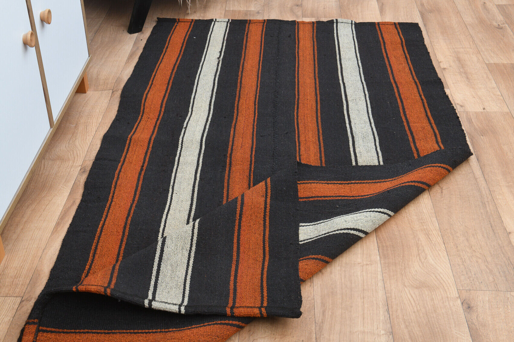 Flat striped rug 91 x 213 cm
