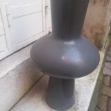 Vase design en verre opaline gris
