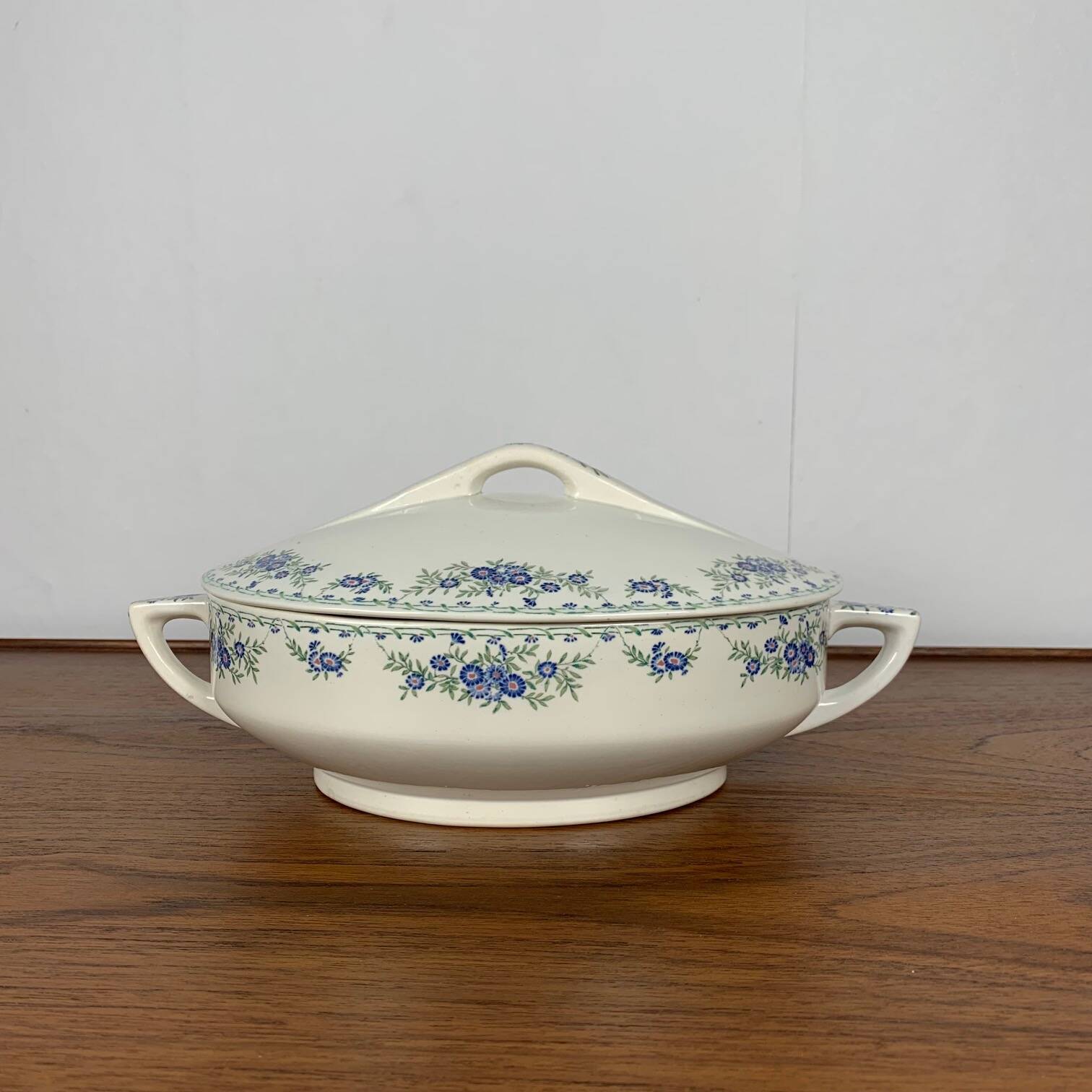 Soupière, légumier Sarreguemines U&C, modèle Marguerite