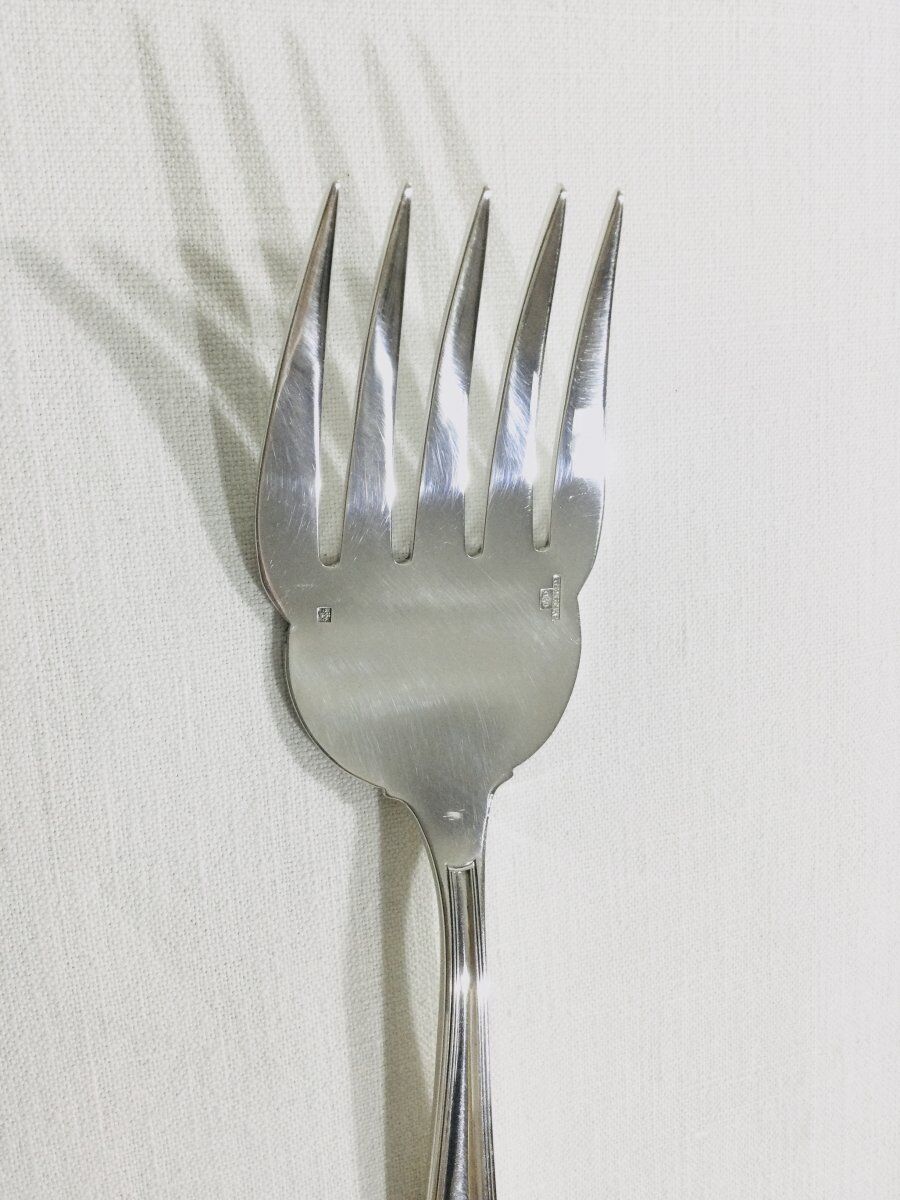 Christofle Berain pattern fish serving cutlery