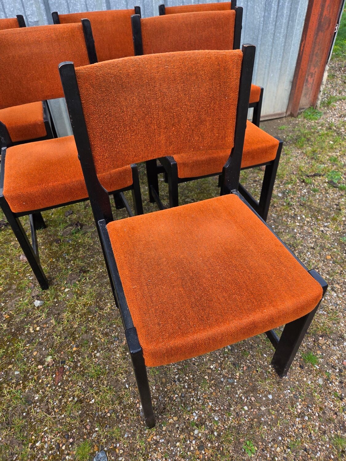 Set of 6 beautiful vintage brutalist chairs.