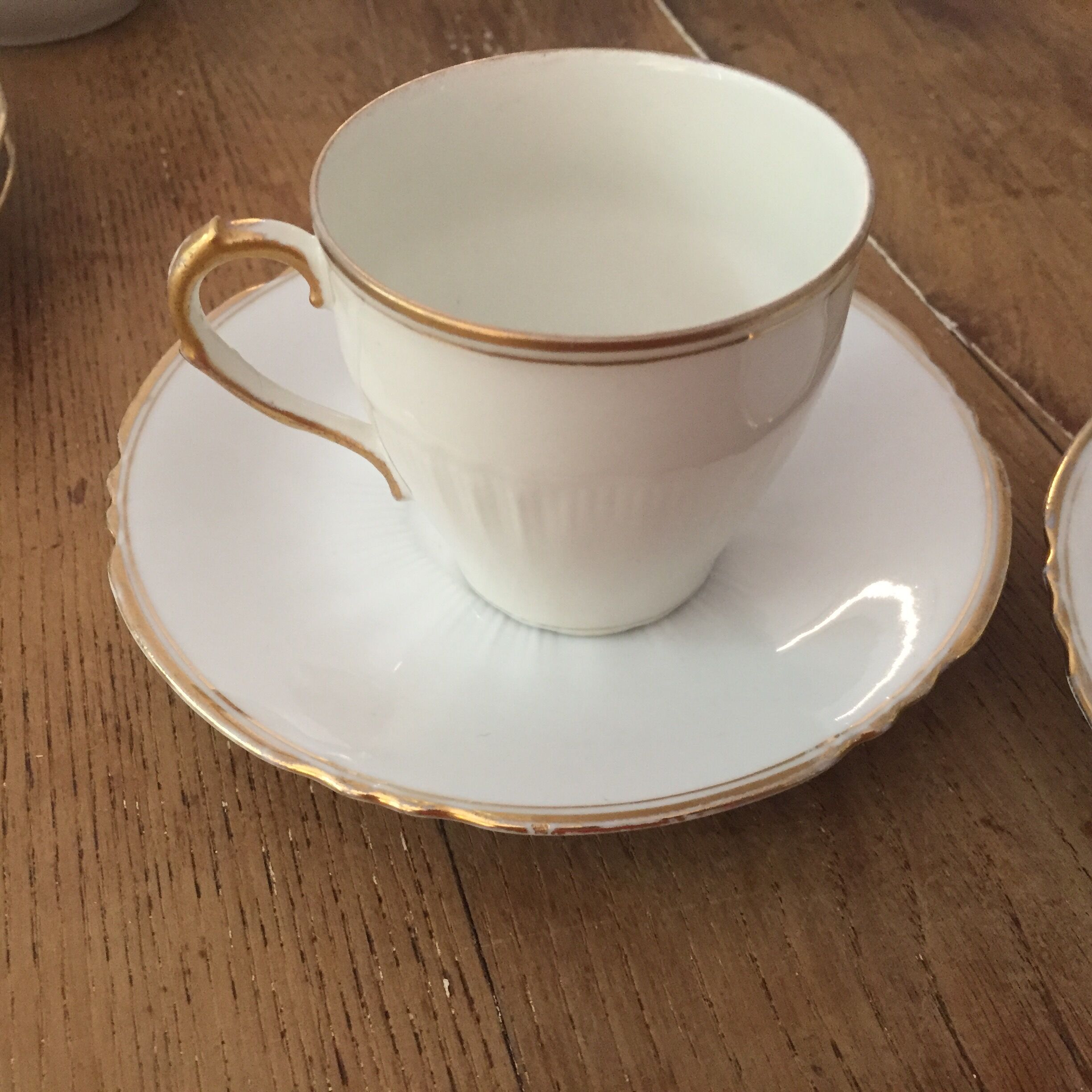 set of 3 cups and old saucers