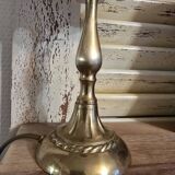 Small tulip-shaped table lamp in frosted glass, mushroom style.