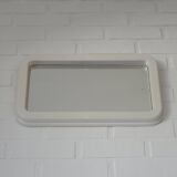 Miroir mural en plastique blanc style Space Age vintage Mid-Century Modern (MCM), Yougoslavie, années 1970
