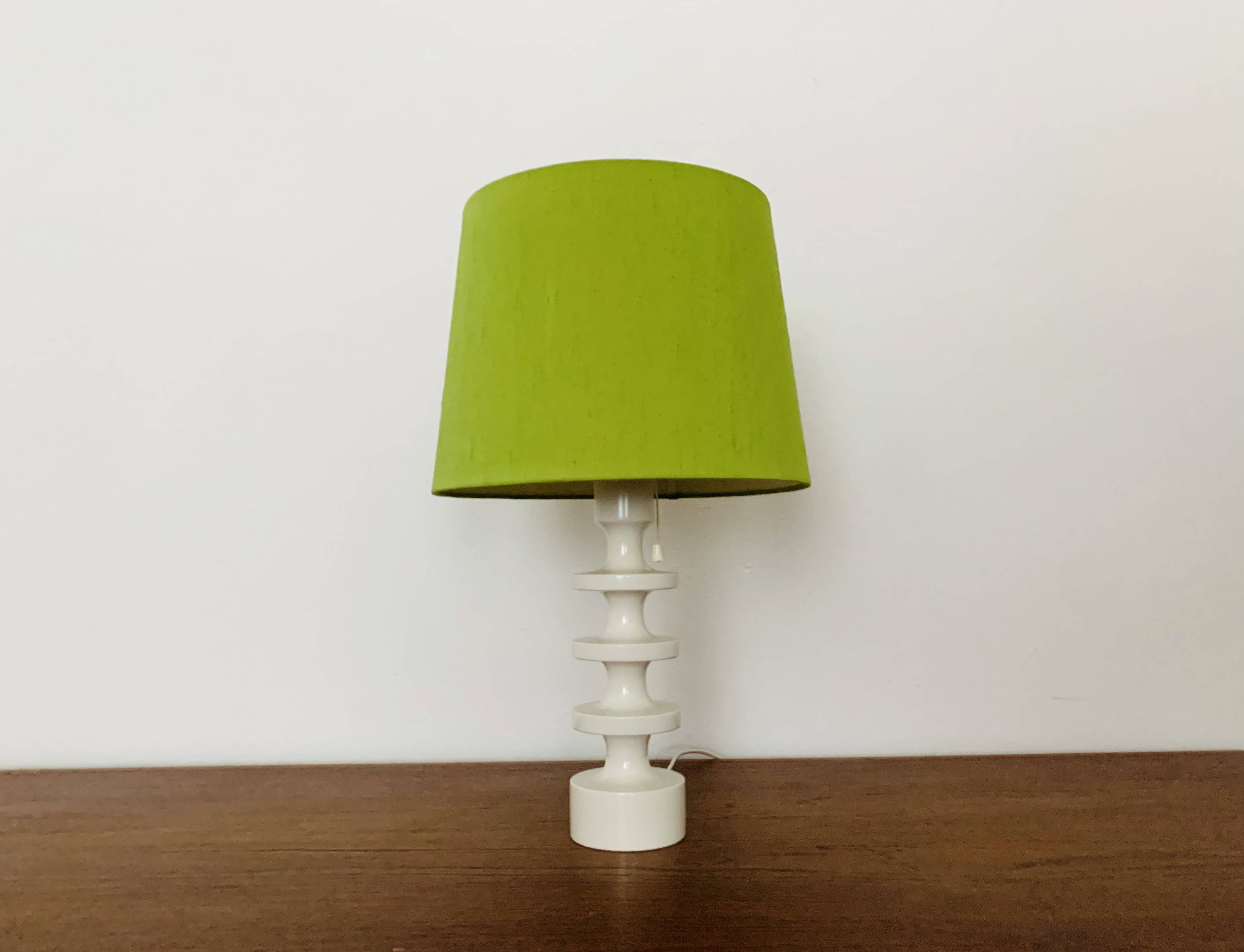 Lampe de table en bois par Uno et Östen Kristiansson