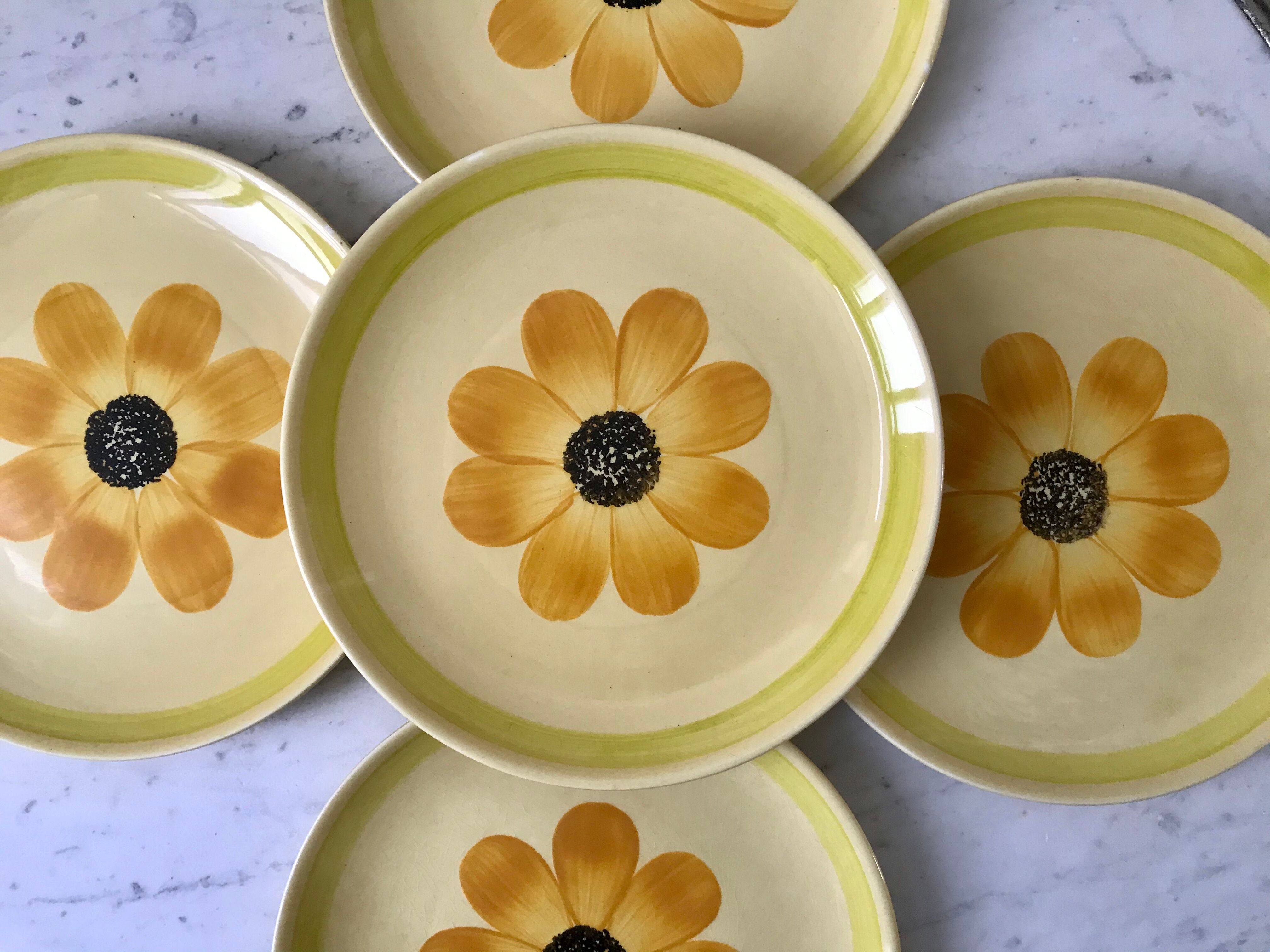 Set of 5 dessert plates flowers Gien 70s