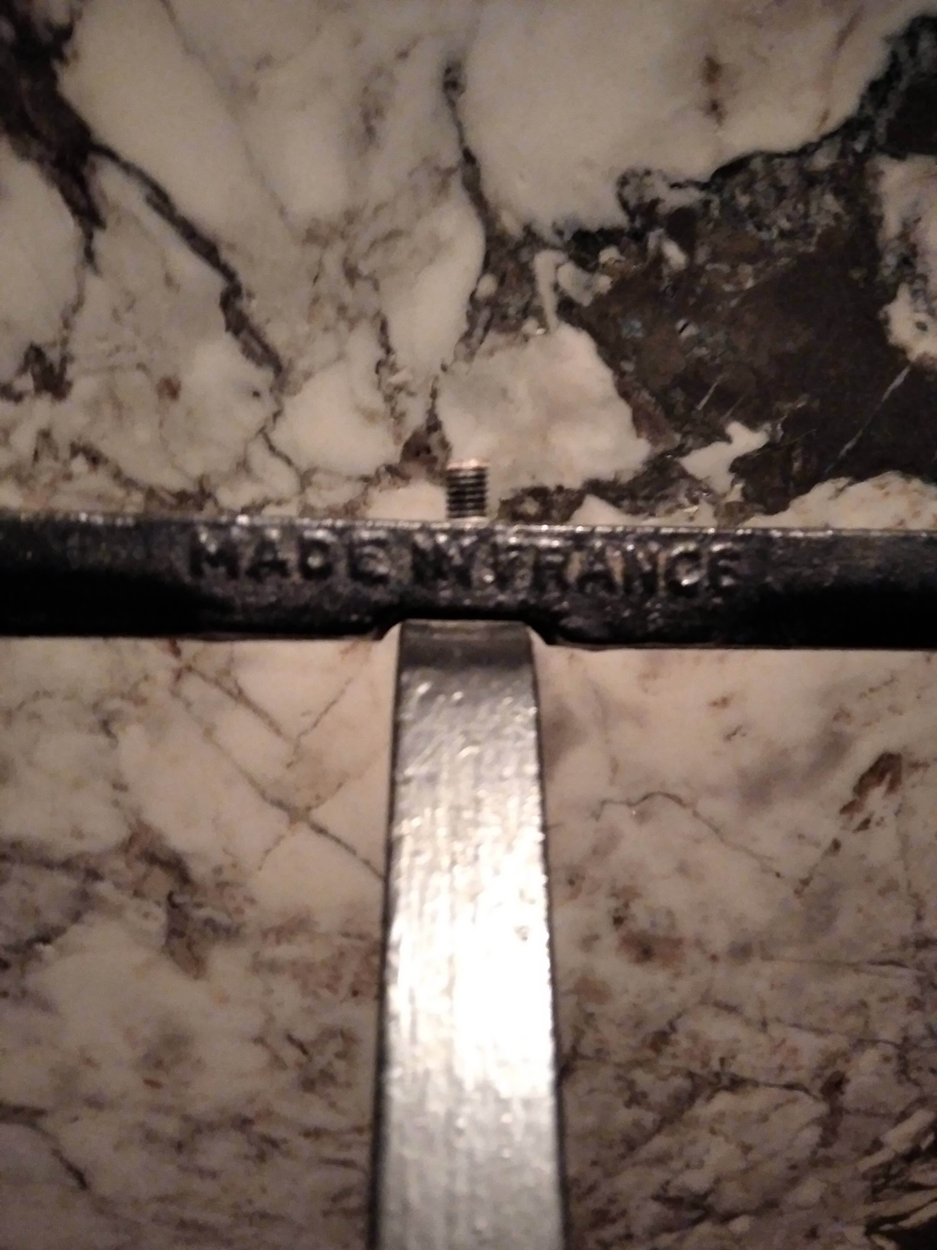 Bistro table in marble and cast iron "Le bon marché"