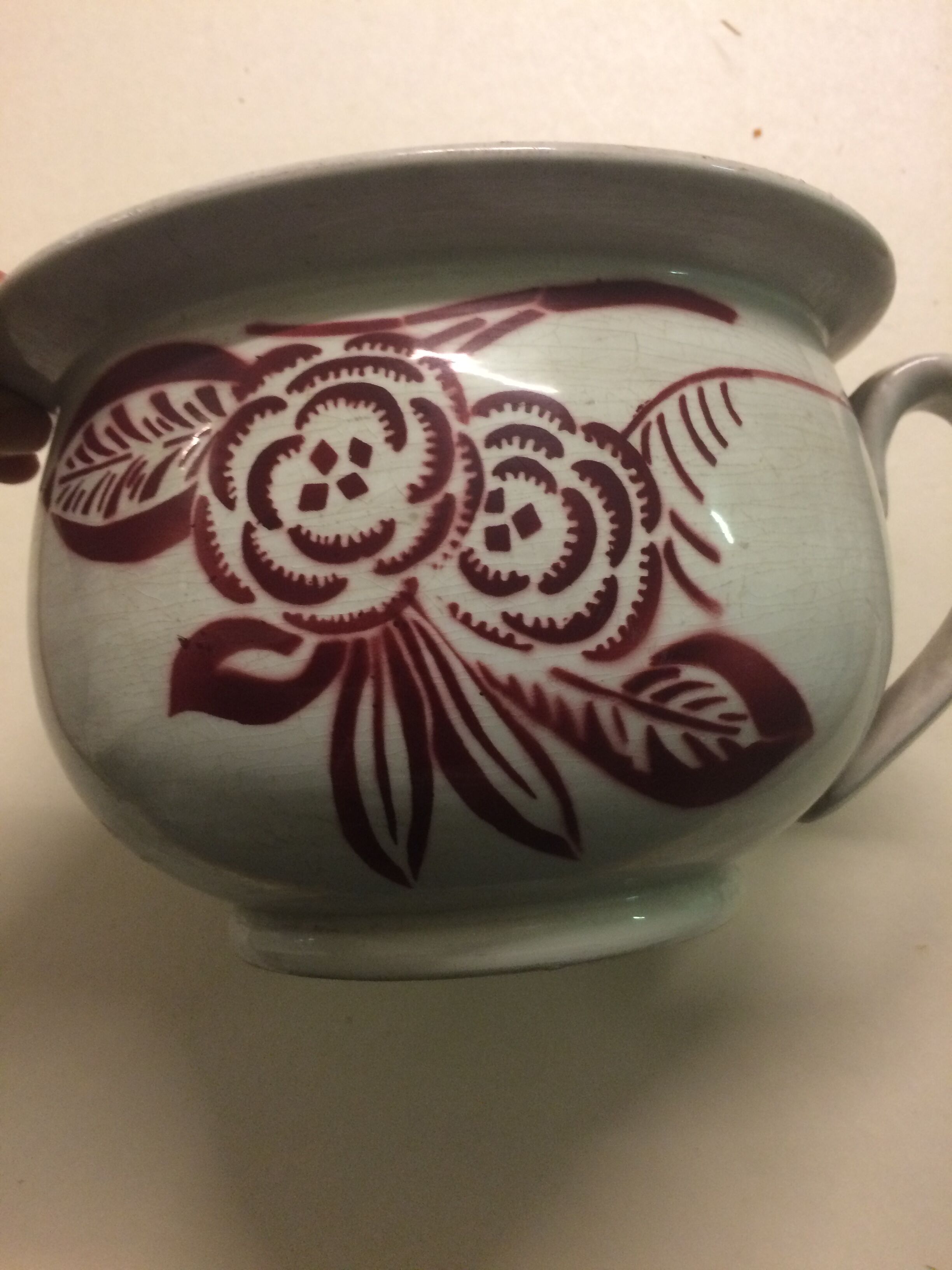 An opaque porcelain night vase from Lorraine's oldest manufacture