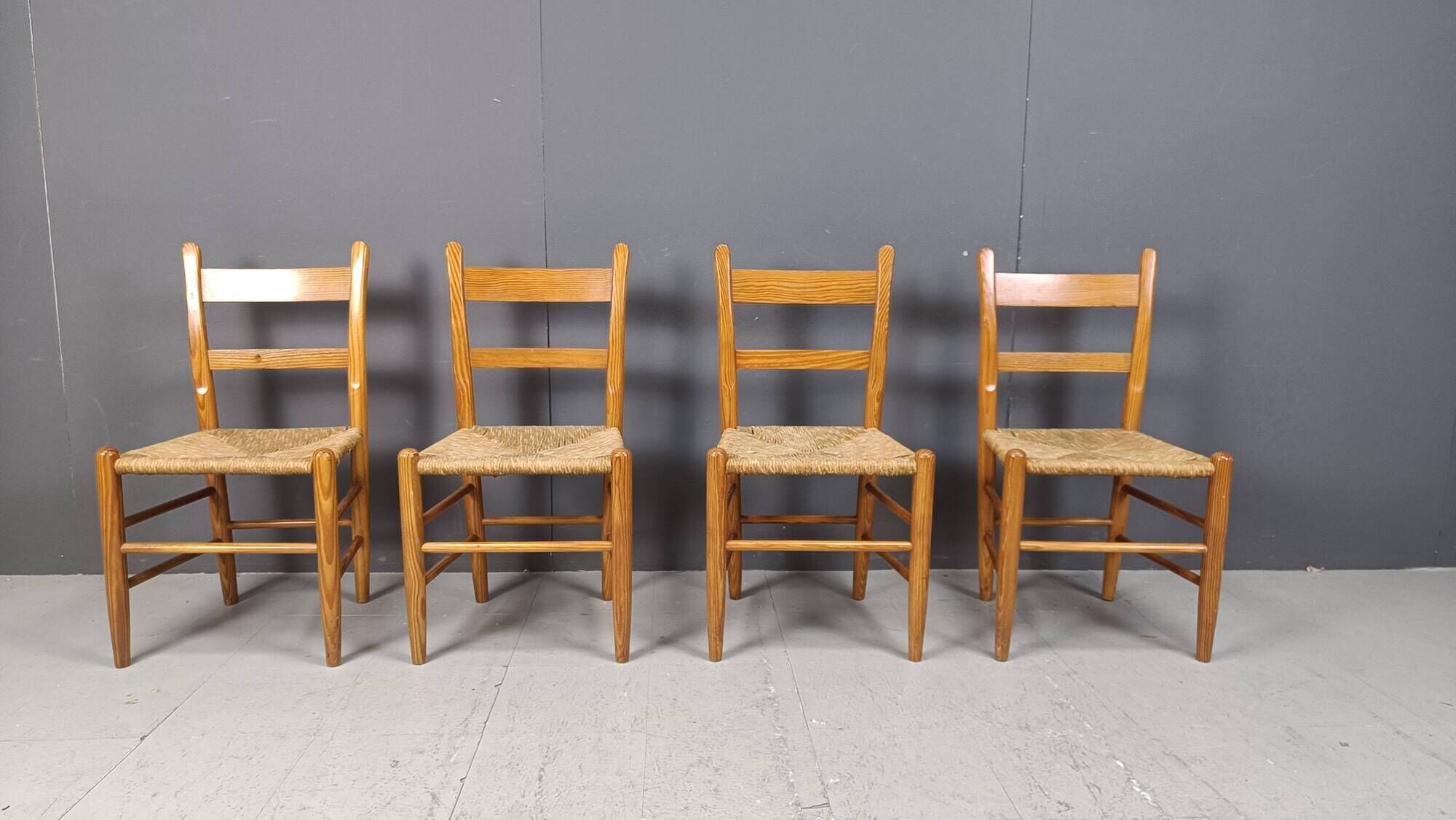 Mid-century oak and wicker dining chairs, set of 4 - 1970s