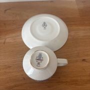 Set of 4 Spanish Pontesa porcelain cups and saucers