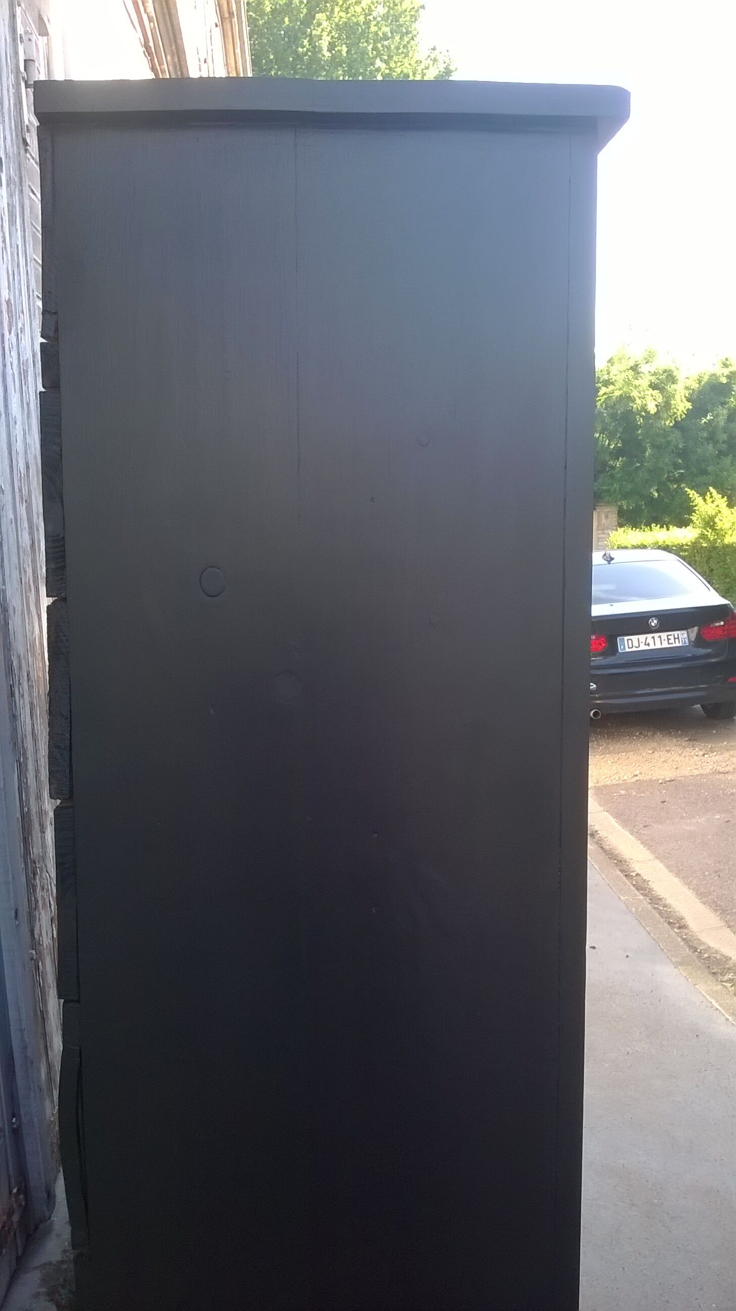 Cabinet patina black and green