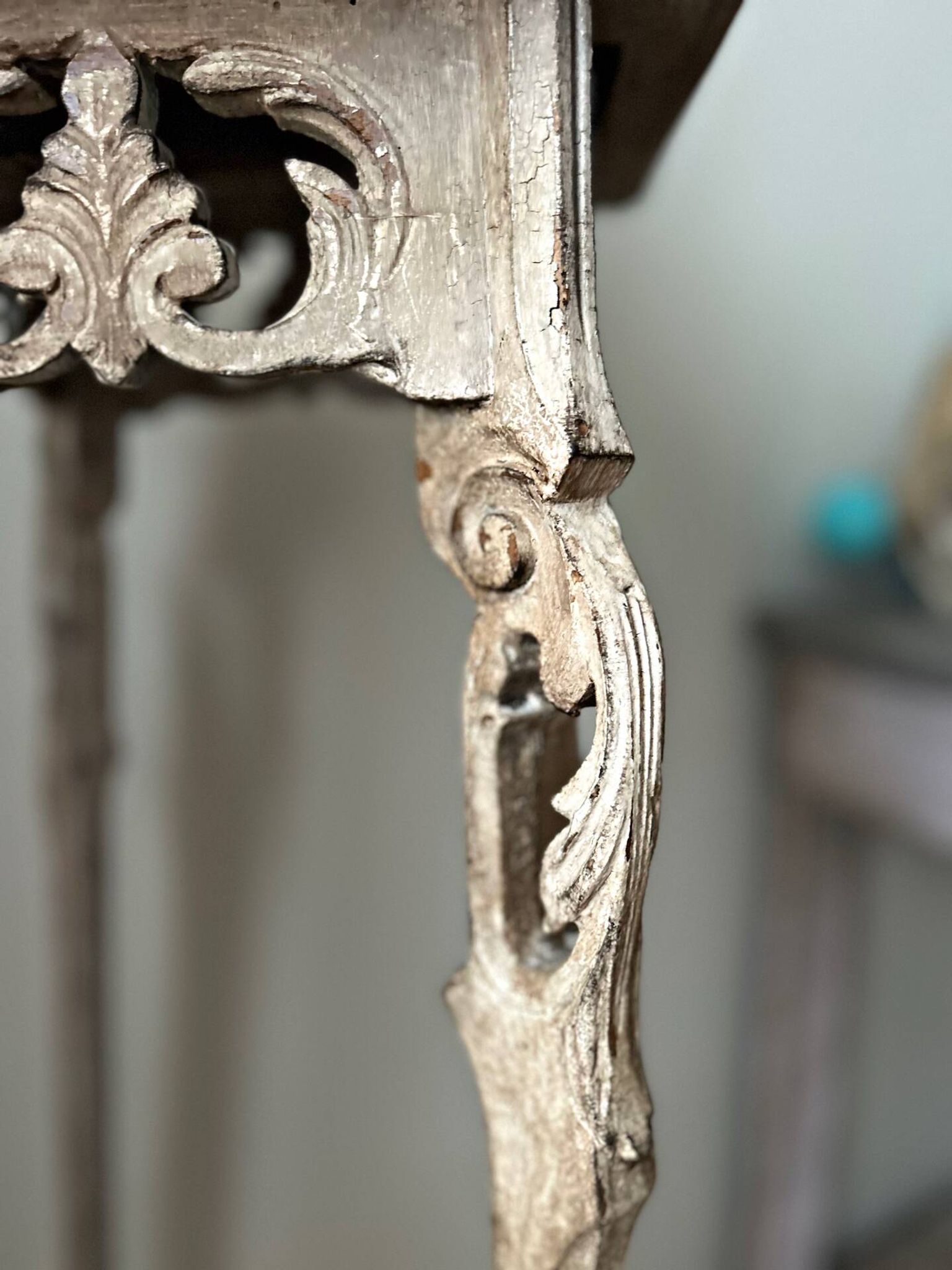 Sellette ancienne patinée – Style Art déco – Charme et authenticité
