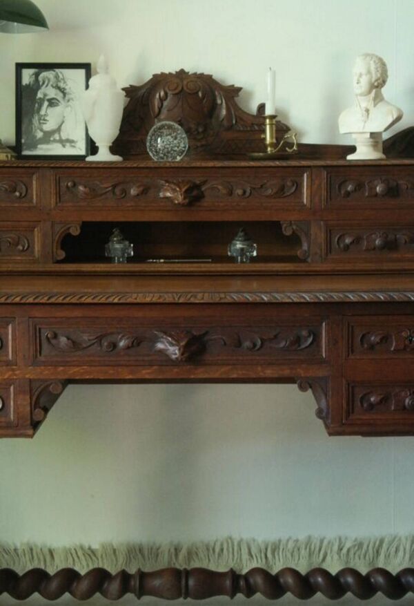 Bureau à caisse et gradin en chêne néo-Renaissance