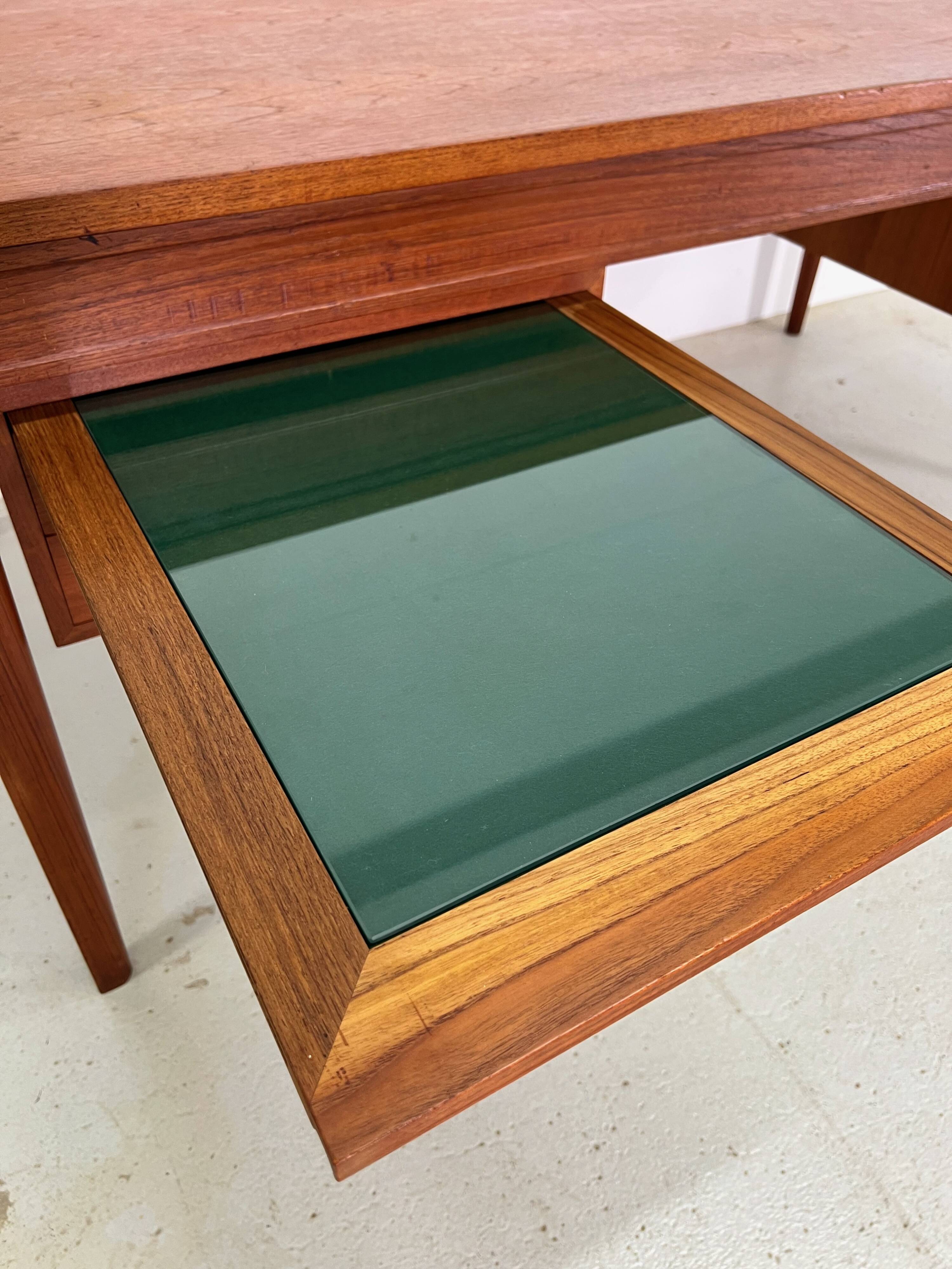 Diplomat Desk by Finn Juhl for France & Søn / France & Daverkos