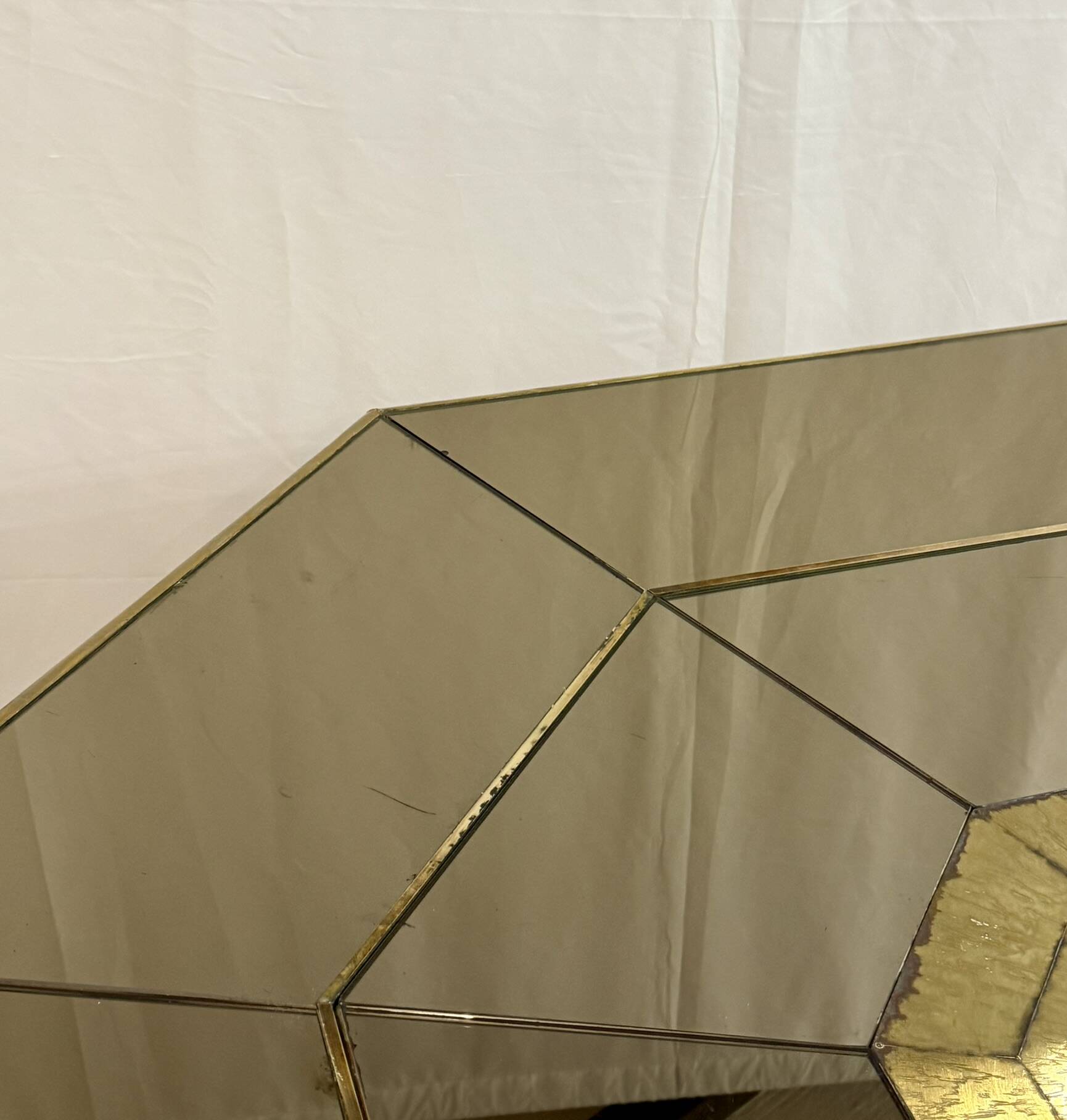 OCTAGONAL TABLE 1970