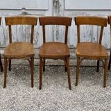Série Lot de 7 anciennes chaises bistrot en bois