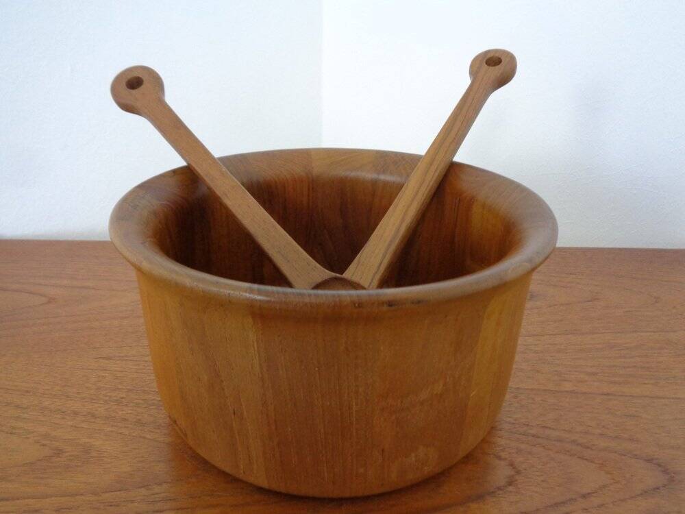 Mid-Century Teak Salad Bowl and Spoons by Richard Nissen for Nissen, 1960s, Set of 3