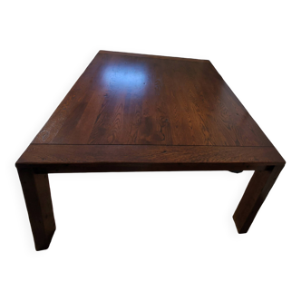 Oak table with integrated extension