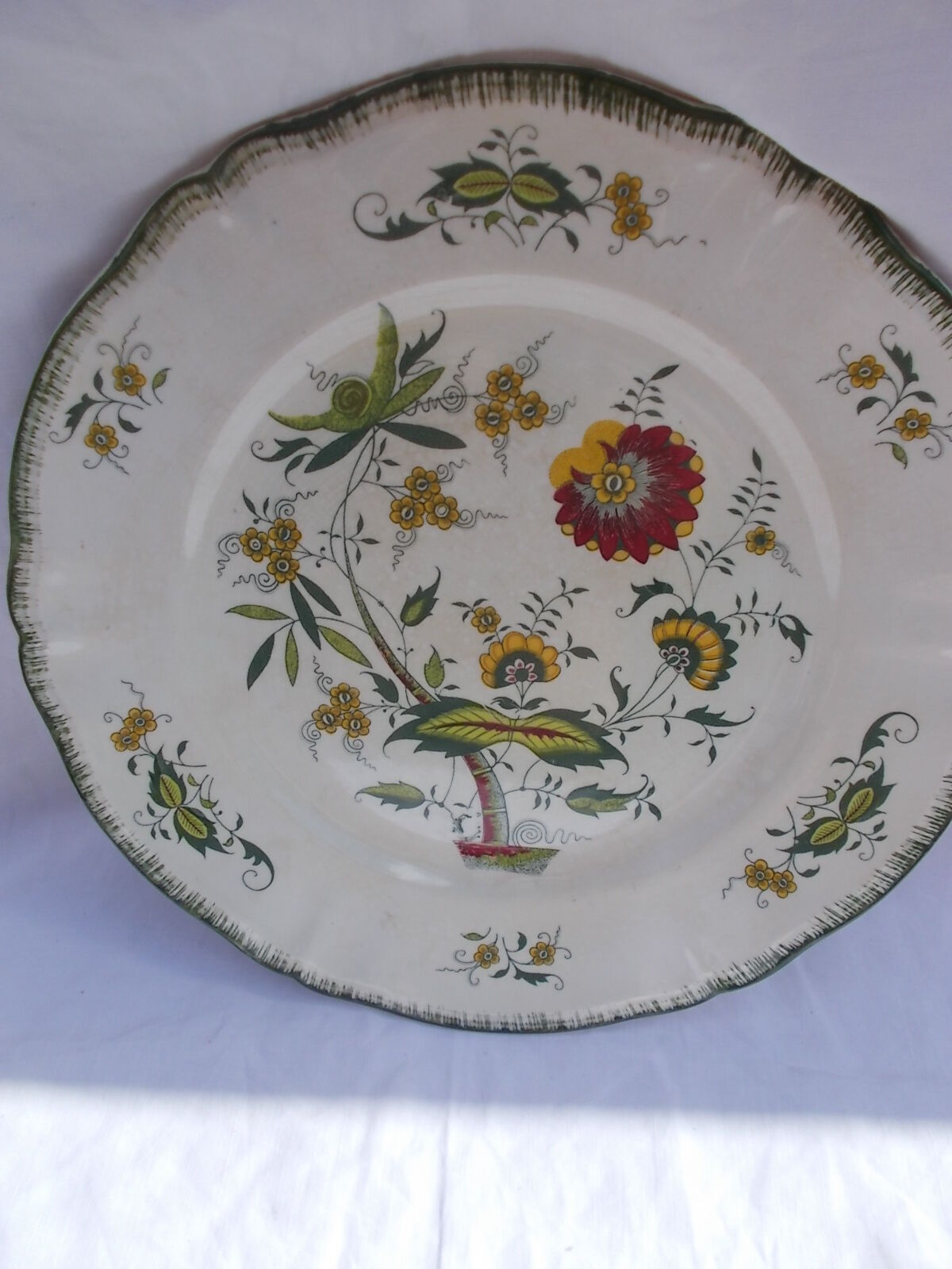 Round flat Sarreguemines