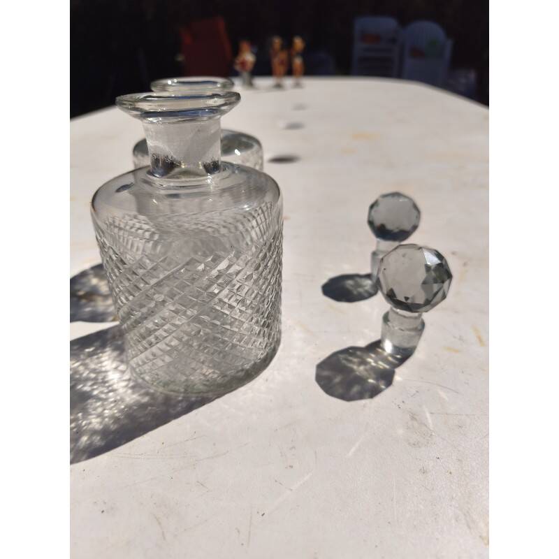 Paire de flacons en verre soufflé