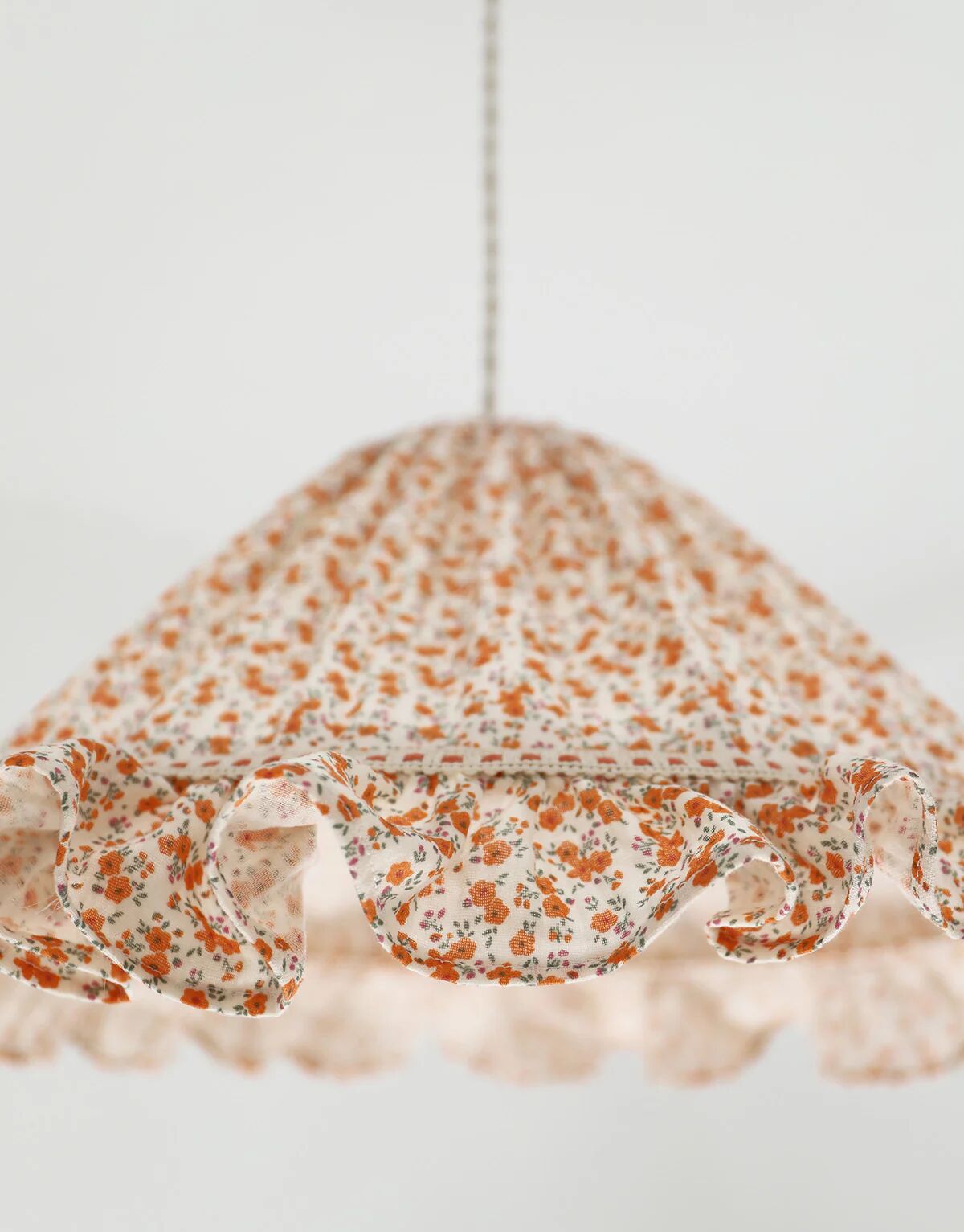 Suspension conique avec volant Emilia "fleurettes"