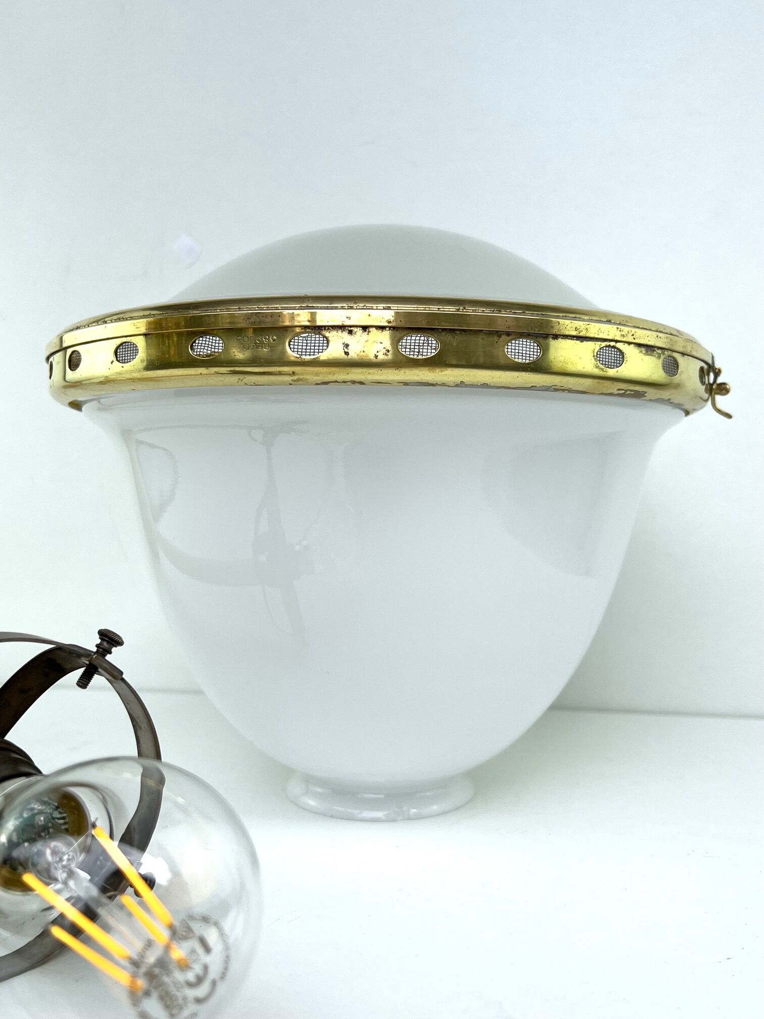Chandelier 1920 opaline and frosted glass brand bag paris