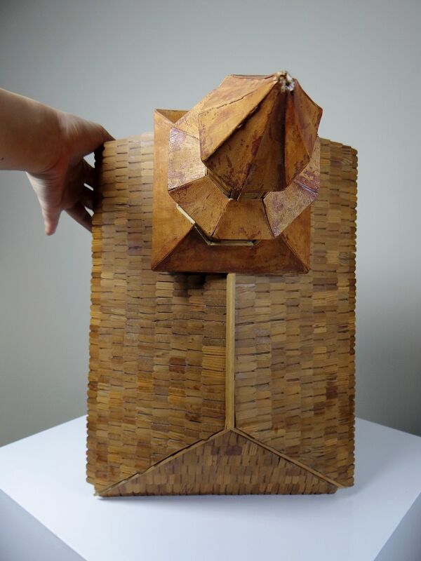 Maquette d'église en bois vintage années 50-70 ''Iglesia Nercon Chiloe Chile