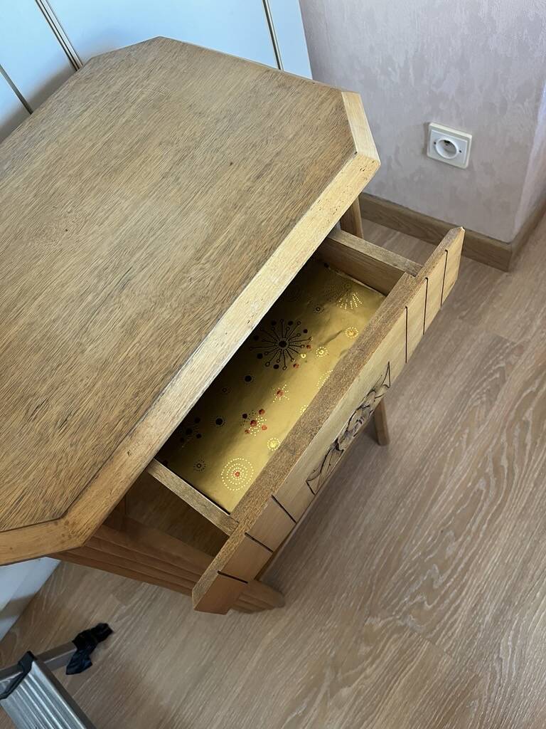 Stèle art déco