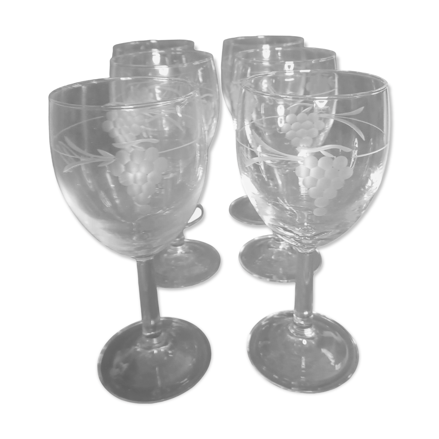 6 engraved water glasses with bunch of grapes