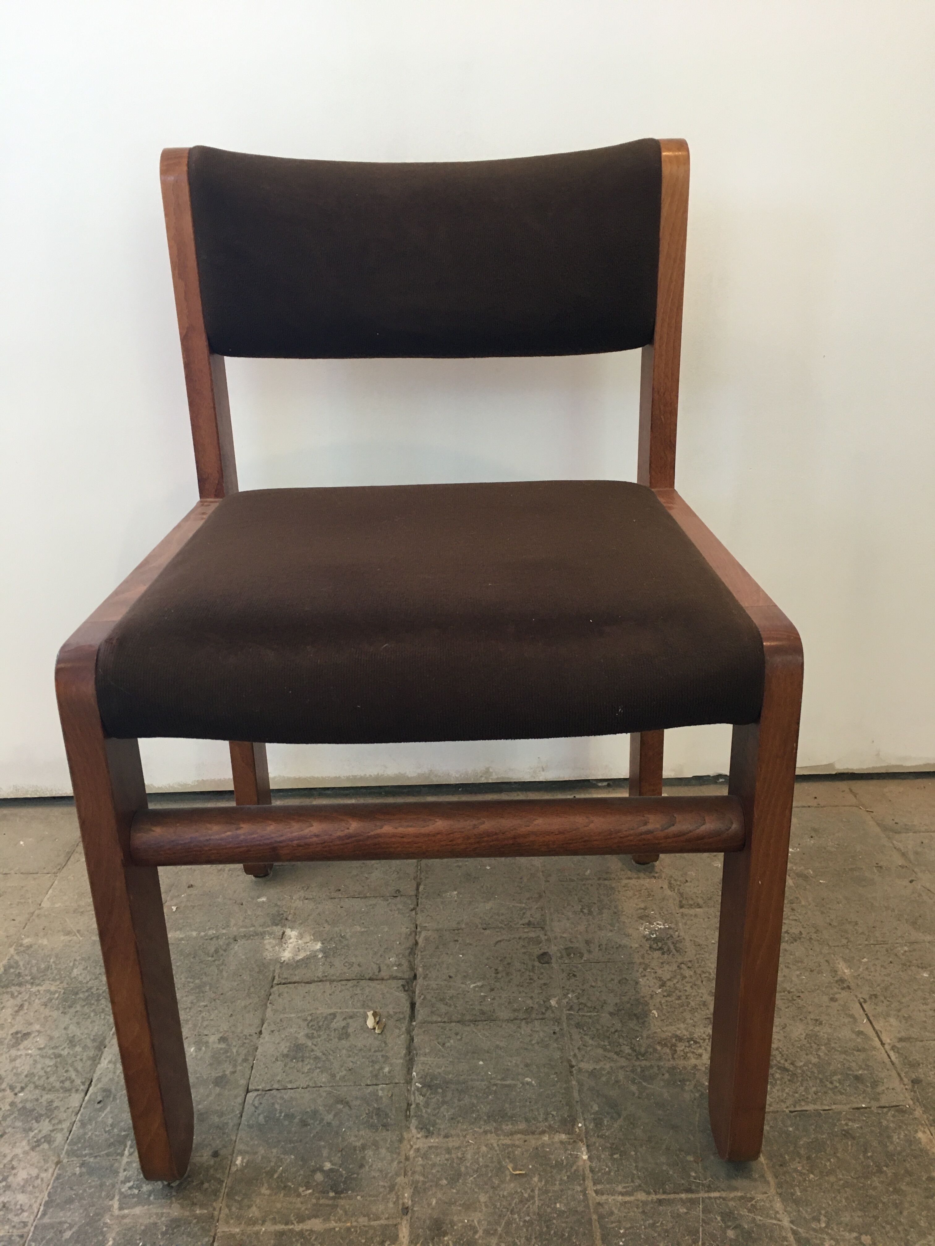 6 Baumann chairs