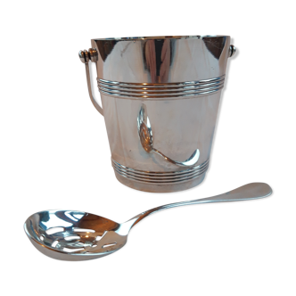 Christofle ice bucket and his spoon