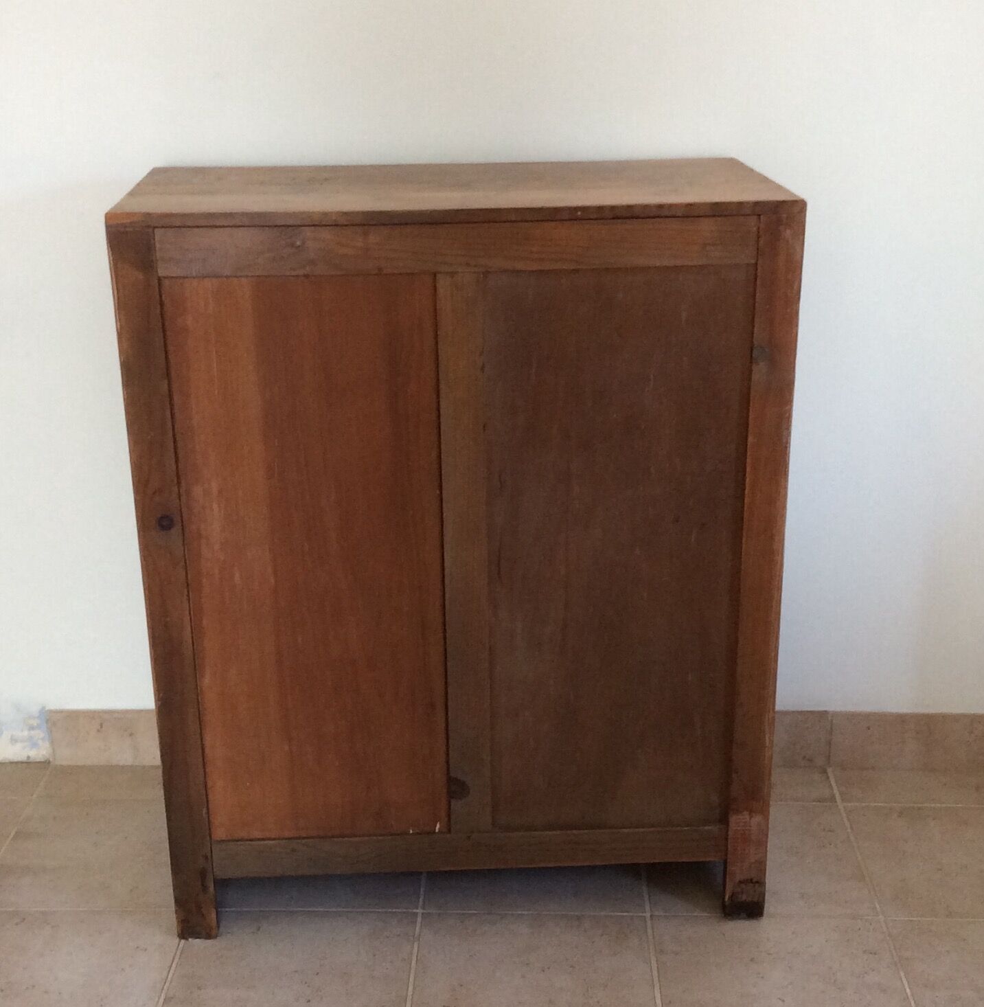 Parisian buffet two drawers two shelves and lock