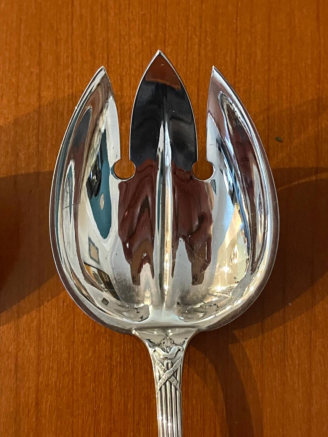 Christofle ribbon and bell-shaped salad serving pieces, very beautiful and