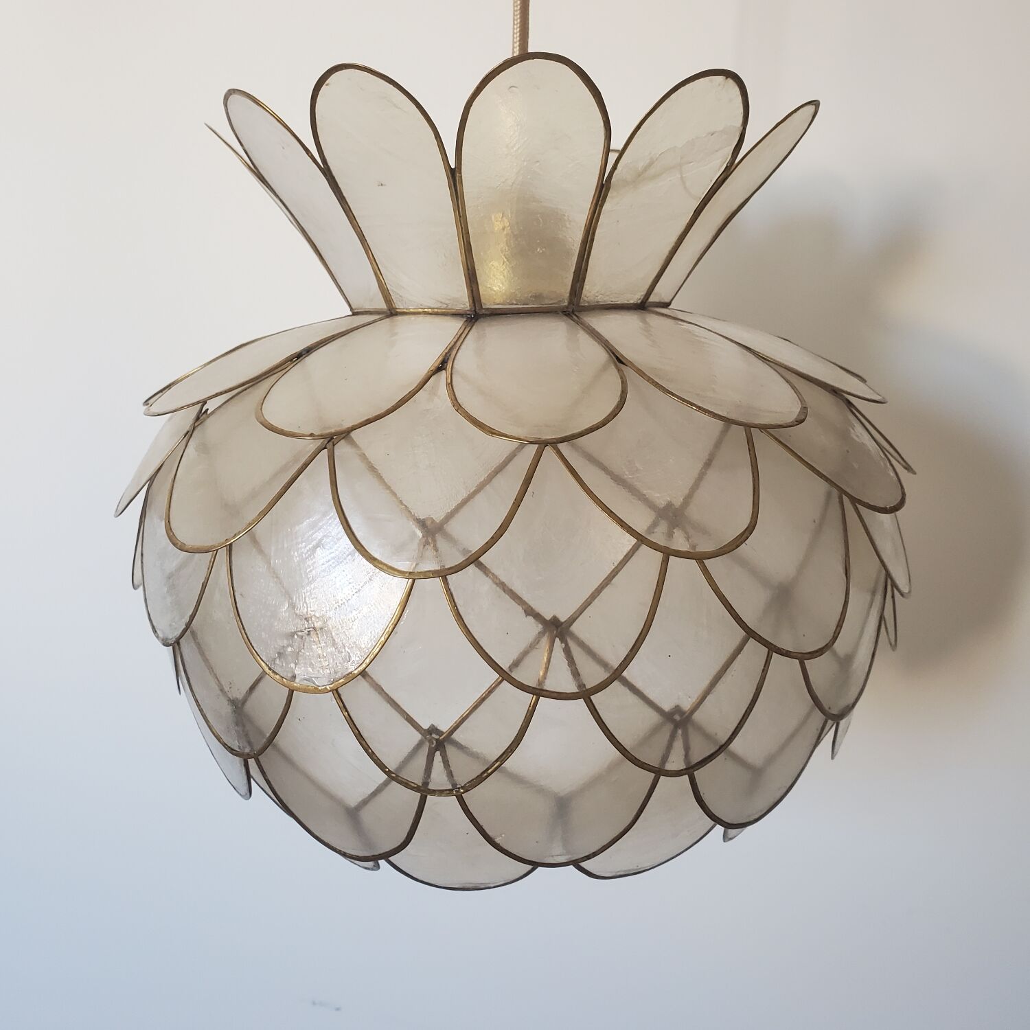 Lotus flower suspension in mother-of-pearl and brass
