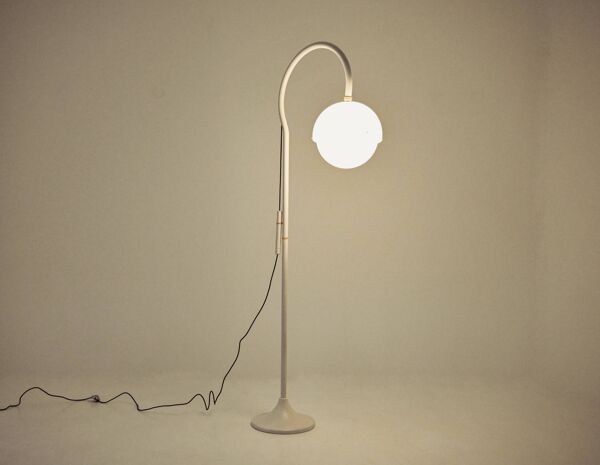 Lampadaire ''4055'' de Luigi Bandini Buti pour Kartell, années 1960