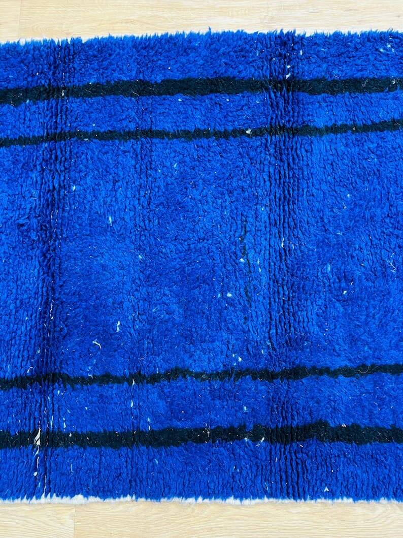 Carpet made of natural wool, traditionally handwoven, 1.4/2.6 m.