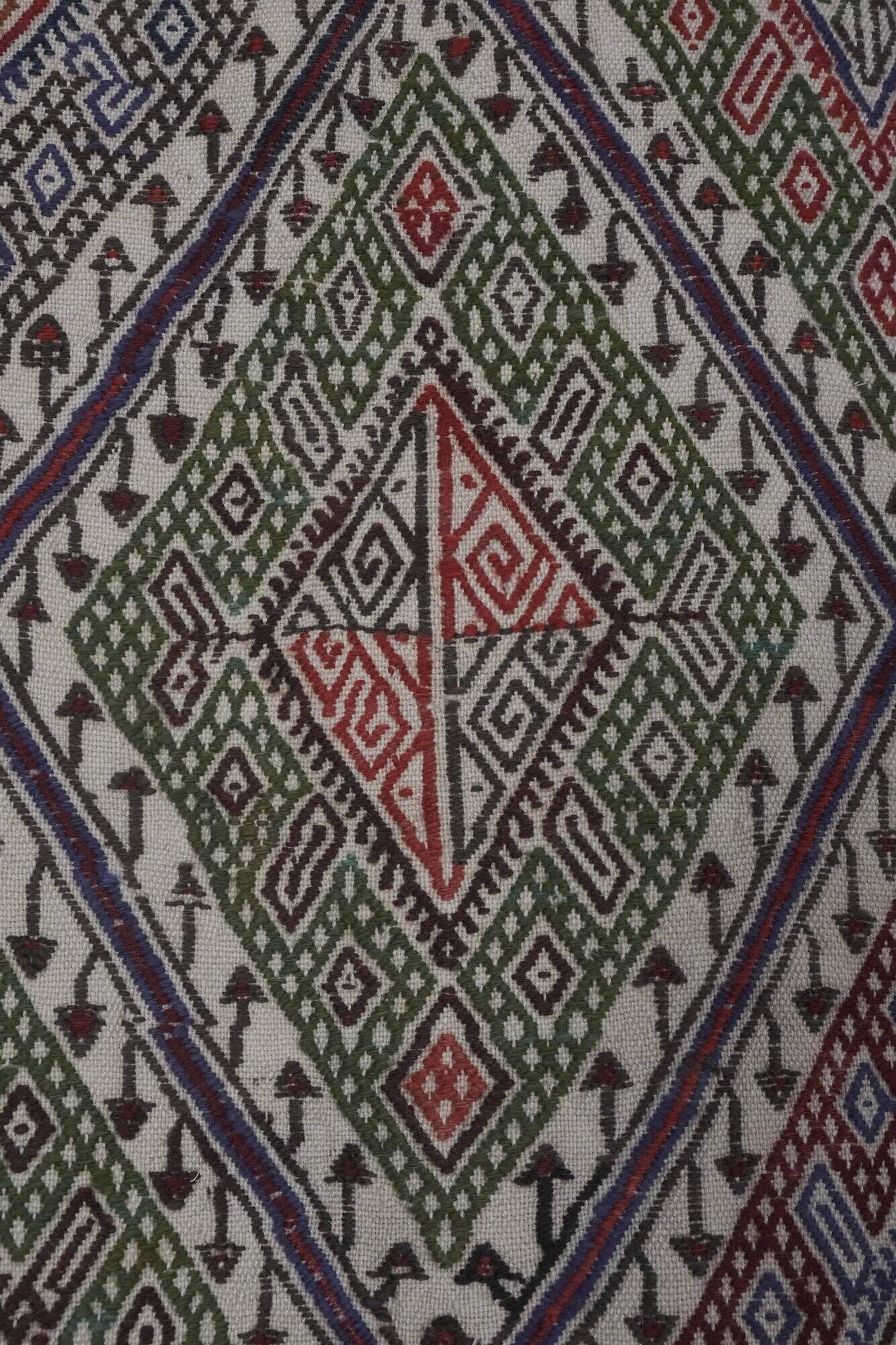 Vintage hand-embroidered textile 151x195 cm