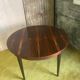 Table ronde scandinave en palissandre avec rallonge