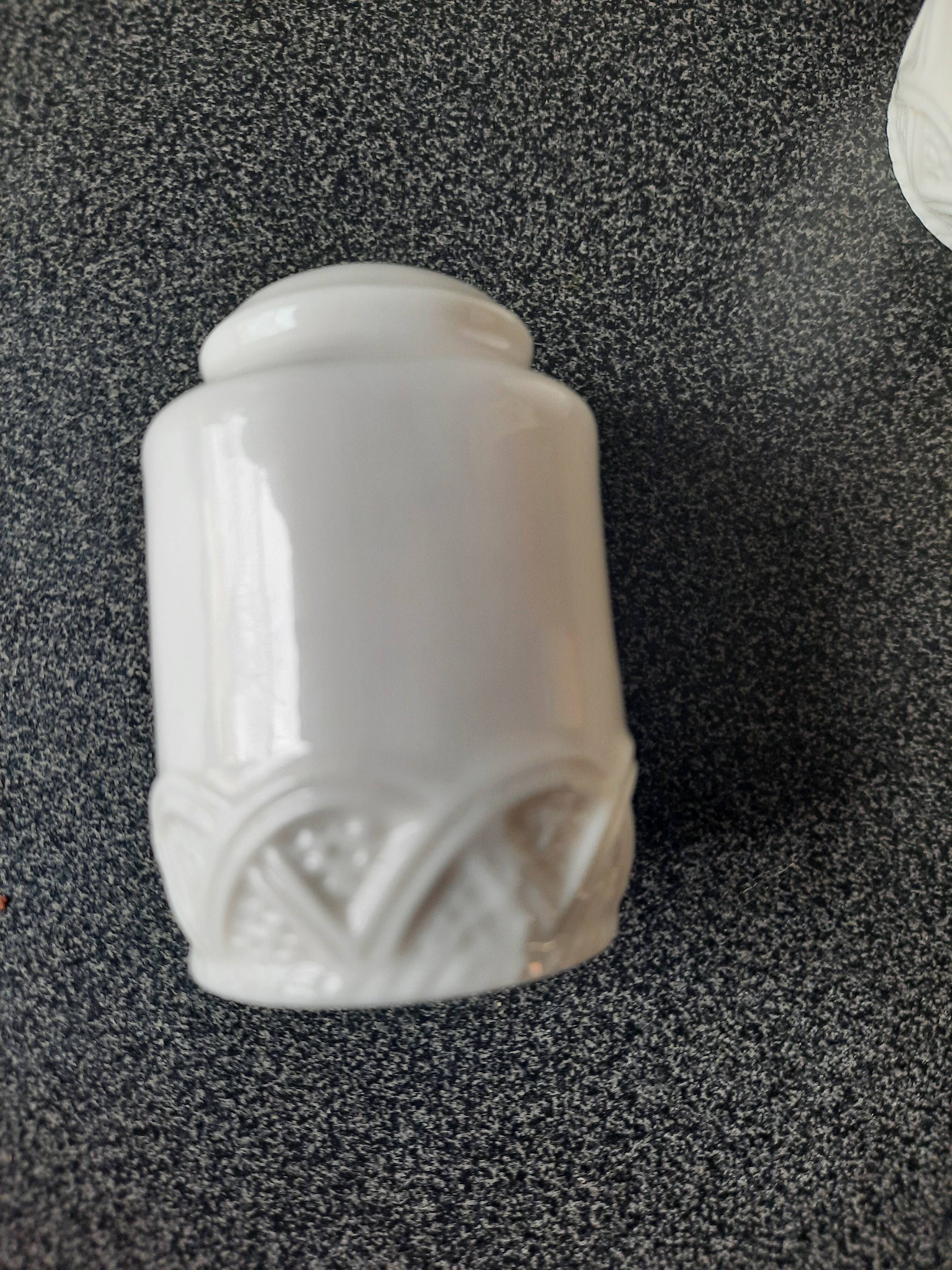 Salière et poivrière