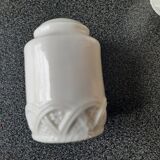 Salt and pepper shaker