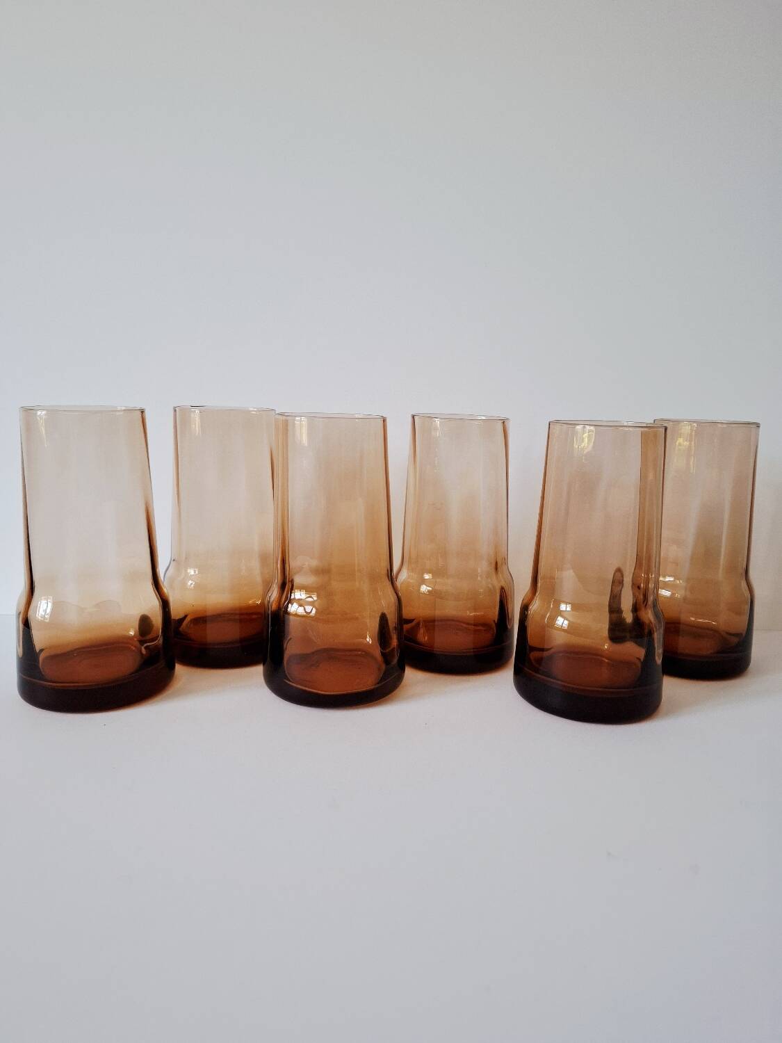 Verres ambrés vintage