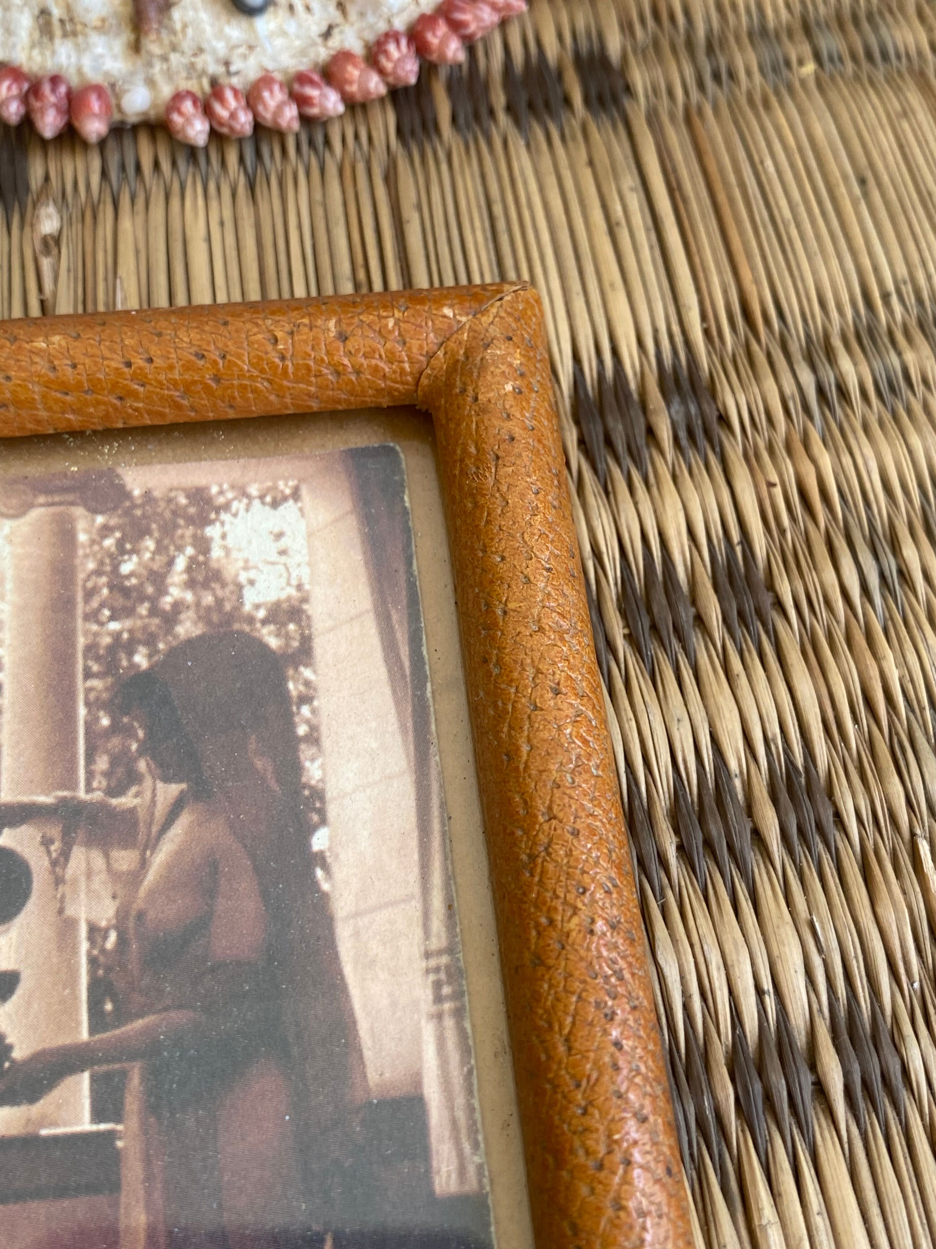 Frame in leather 60s